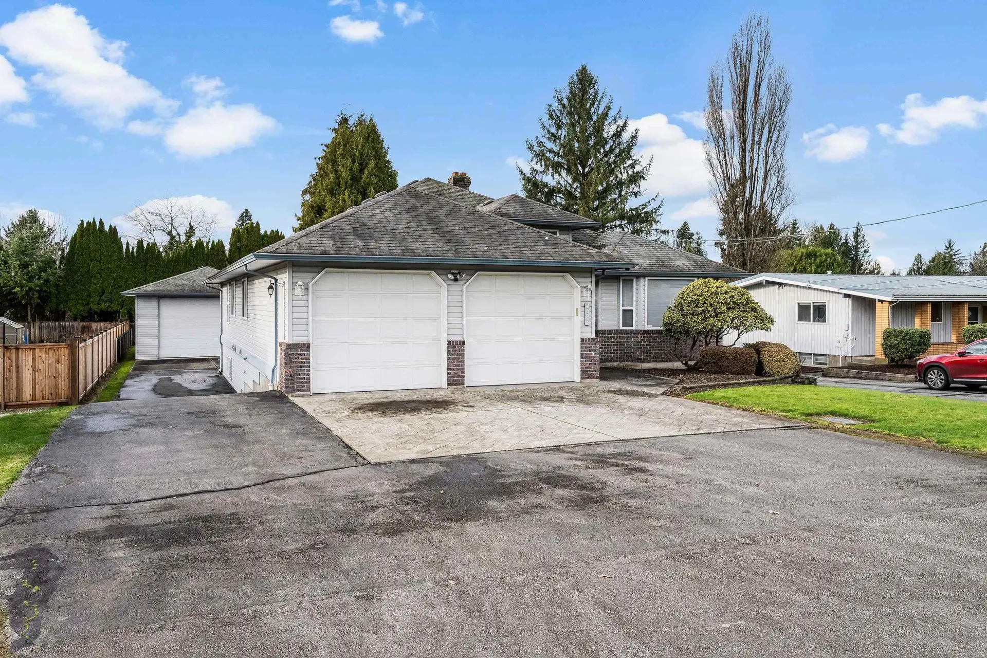 Property at 2863 Mountview Street, Abbotsford, BC