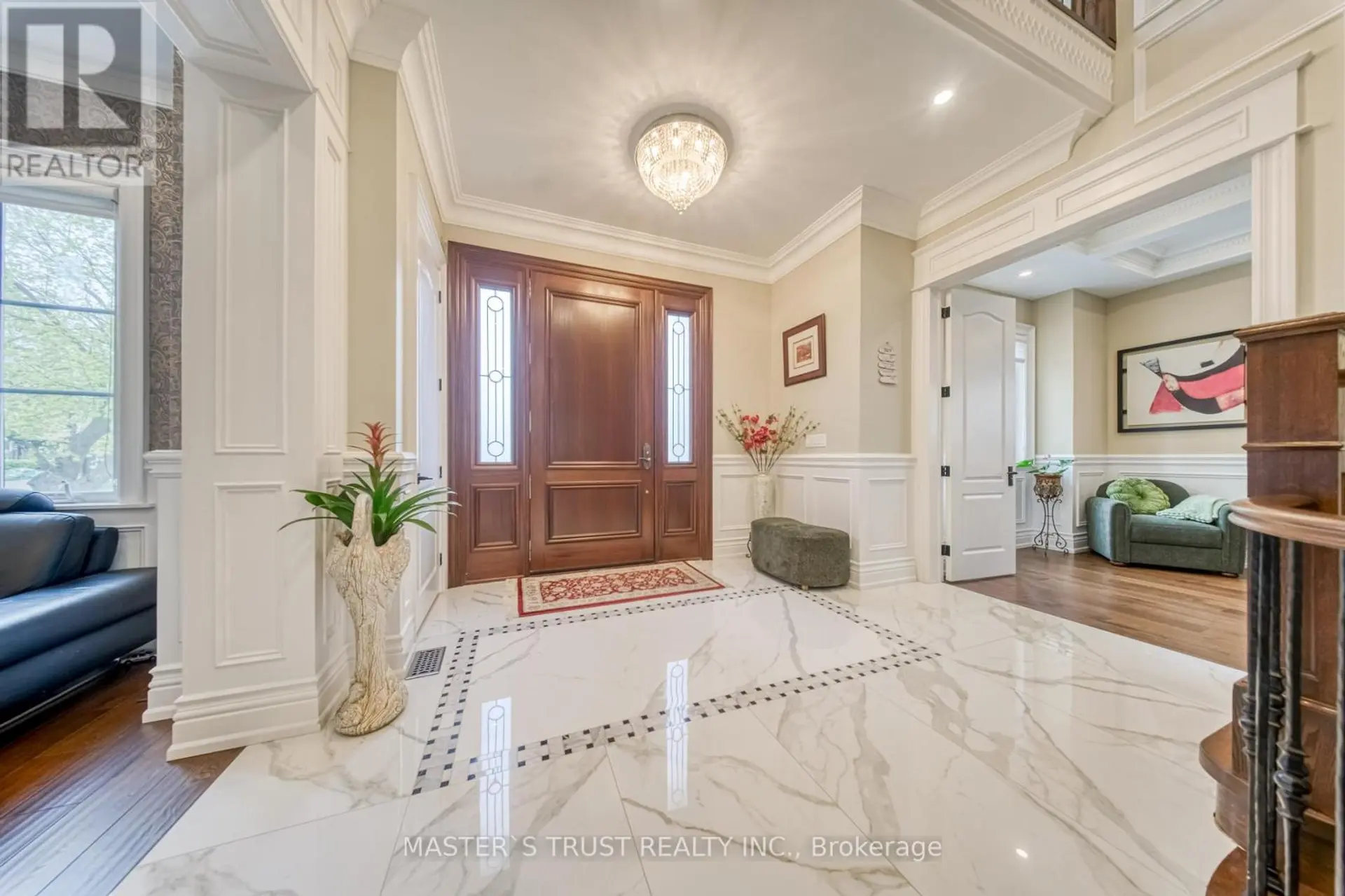 7 TRUMPOUR COURT - Image 2