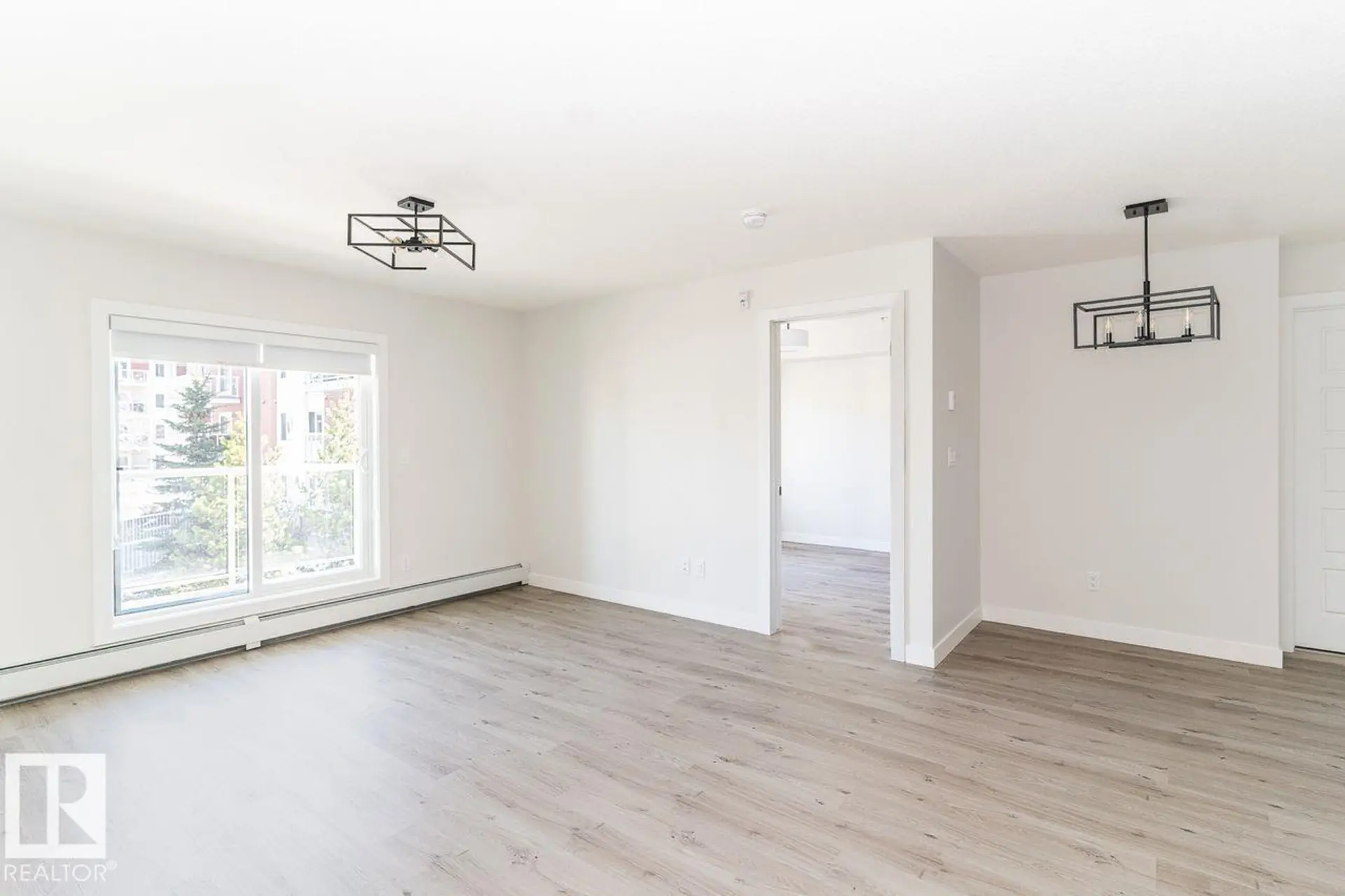 #204 2225 44 AV NW - Image 5