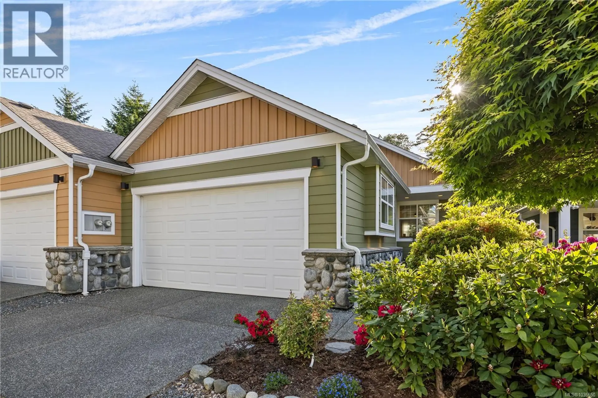 Property at 6353 Pinewood Lane, Nanaimo, BC