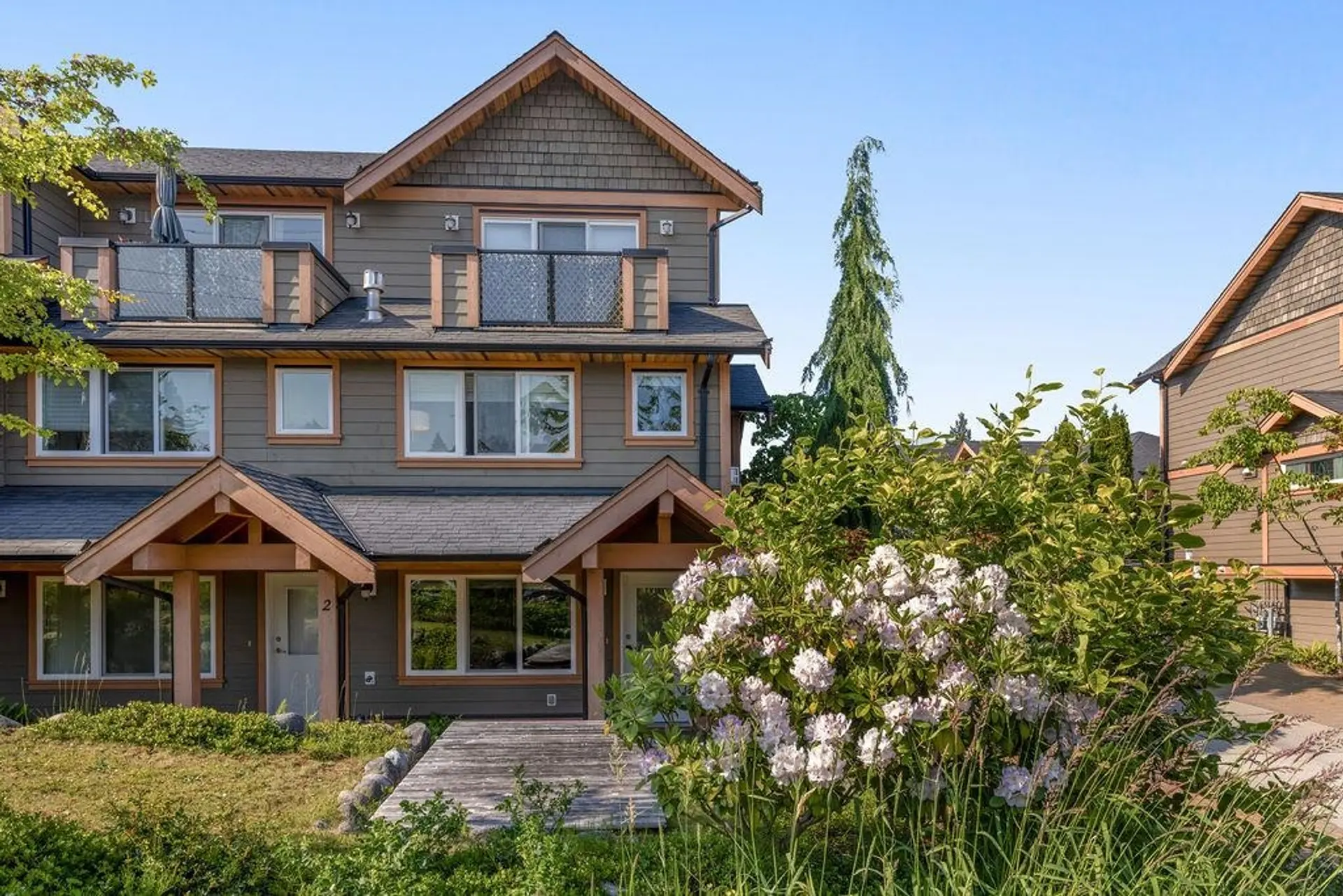 Property at #3 728 Gibsons Way, Gibsons, BC