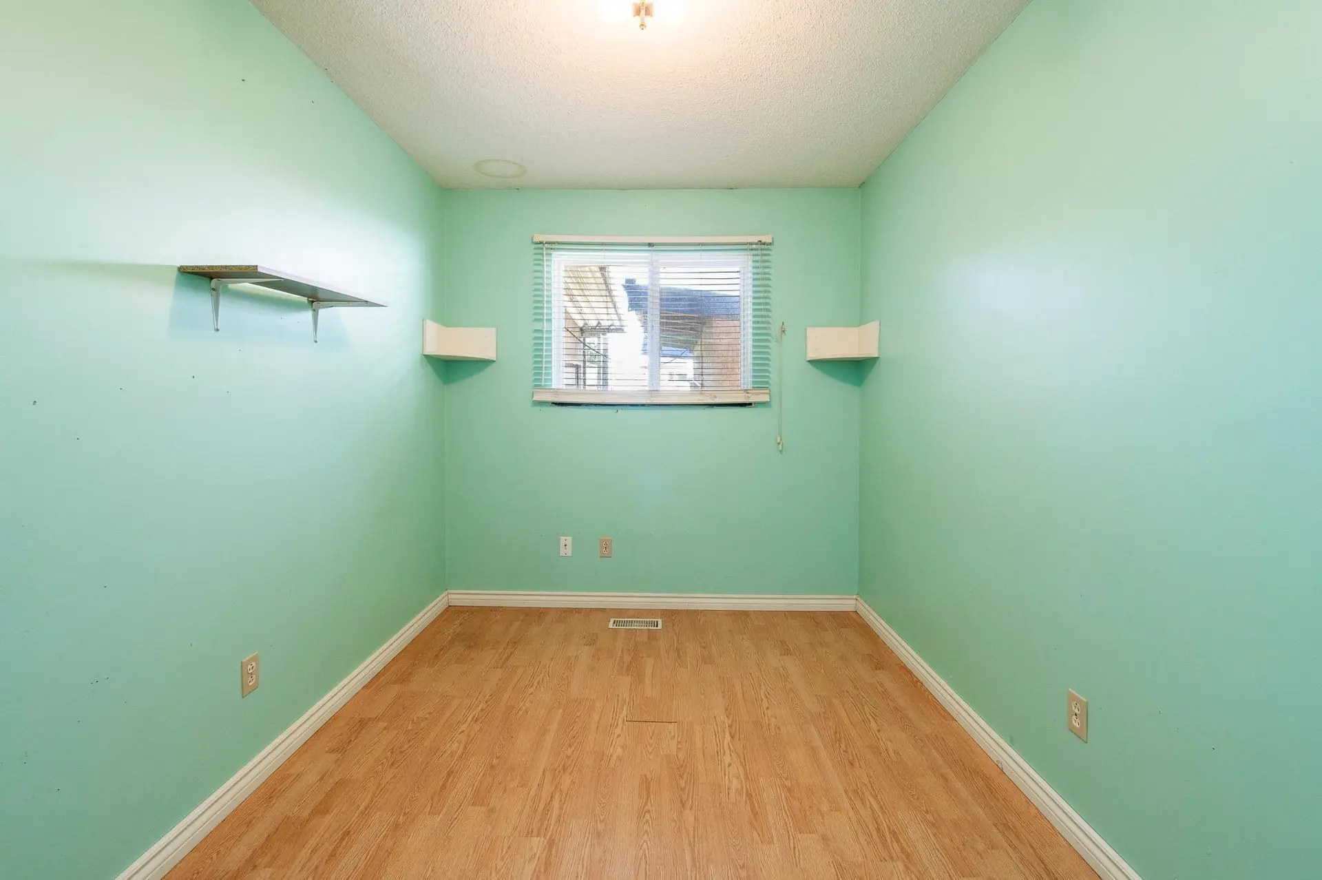13077 72 Avenue - Image 10