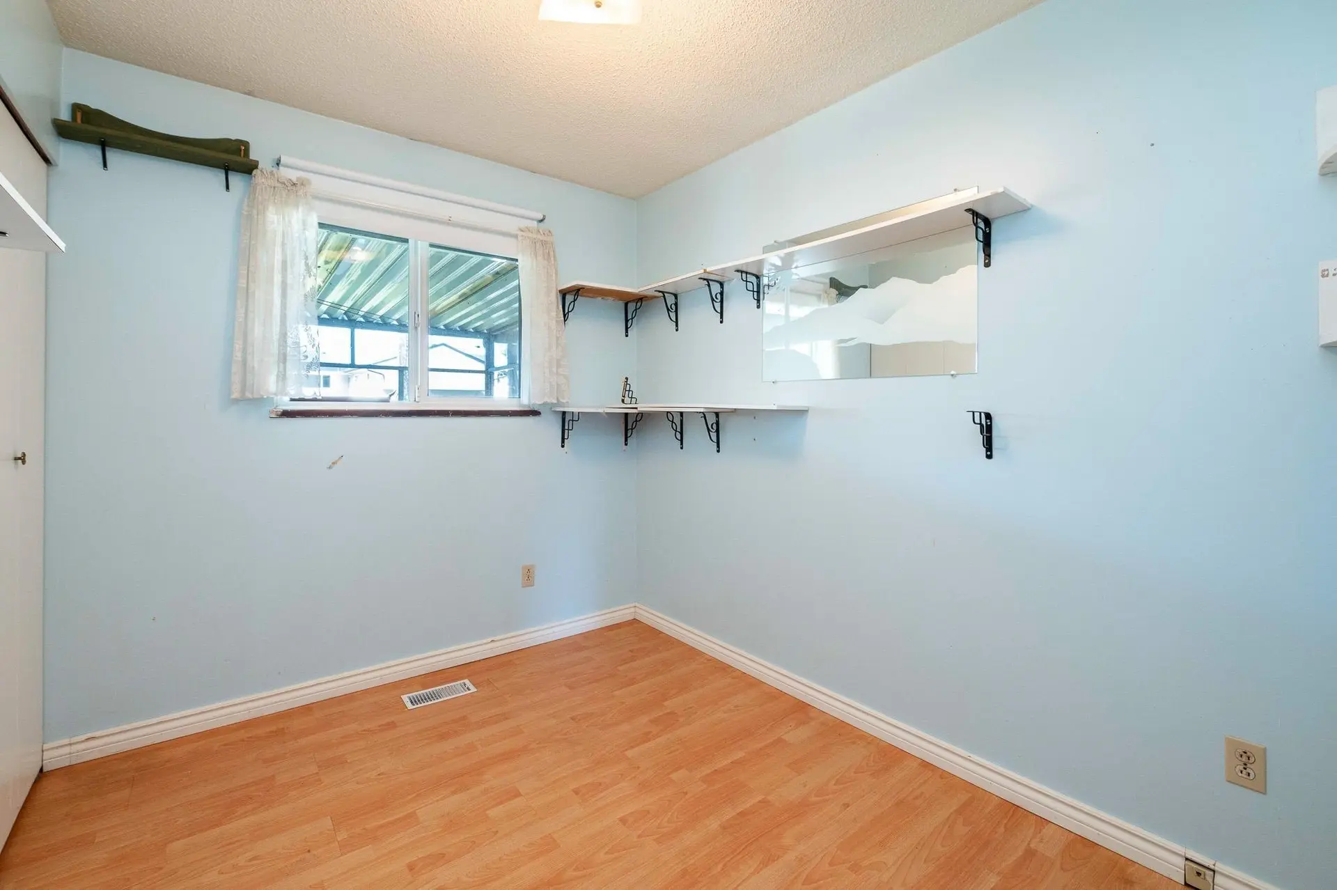 13077 72 Avenue - Image 11