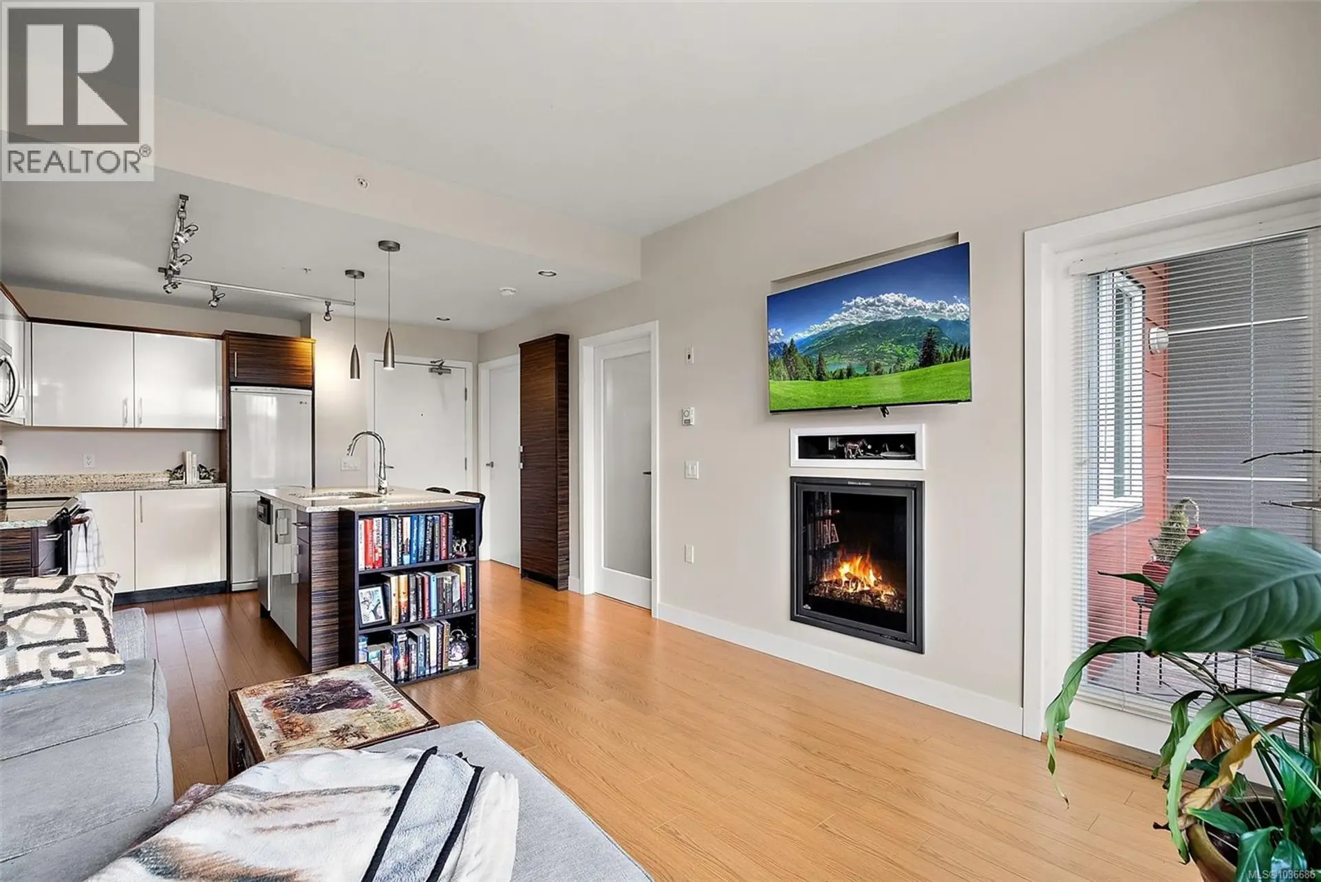 #405 4040 Borden St - Image 7