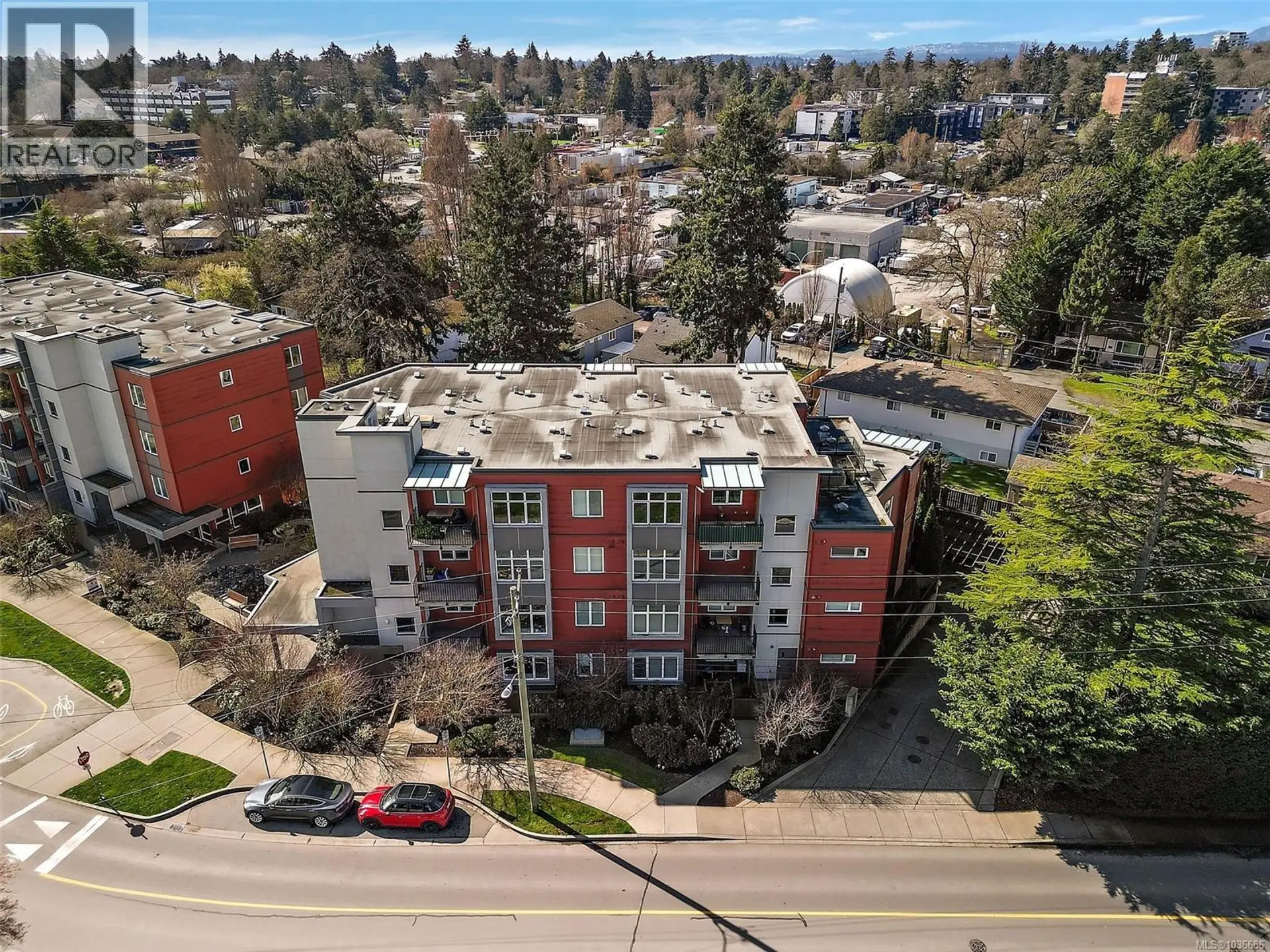 #405 4040 Borden St - Image 18