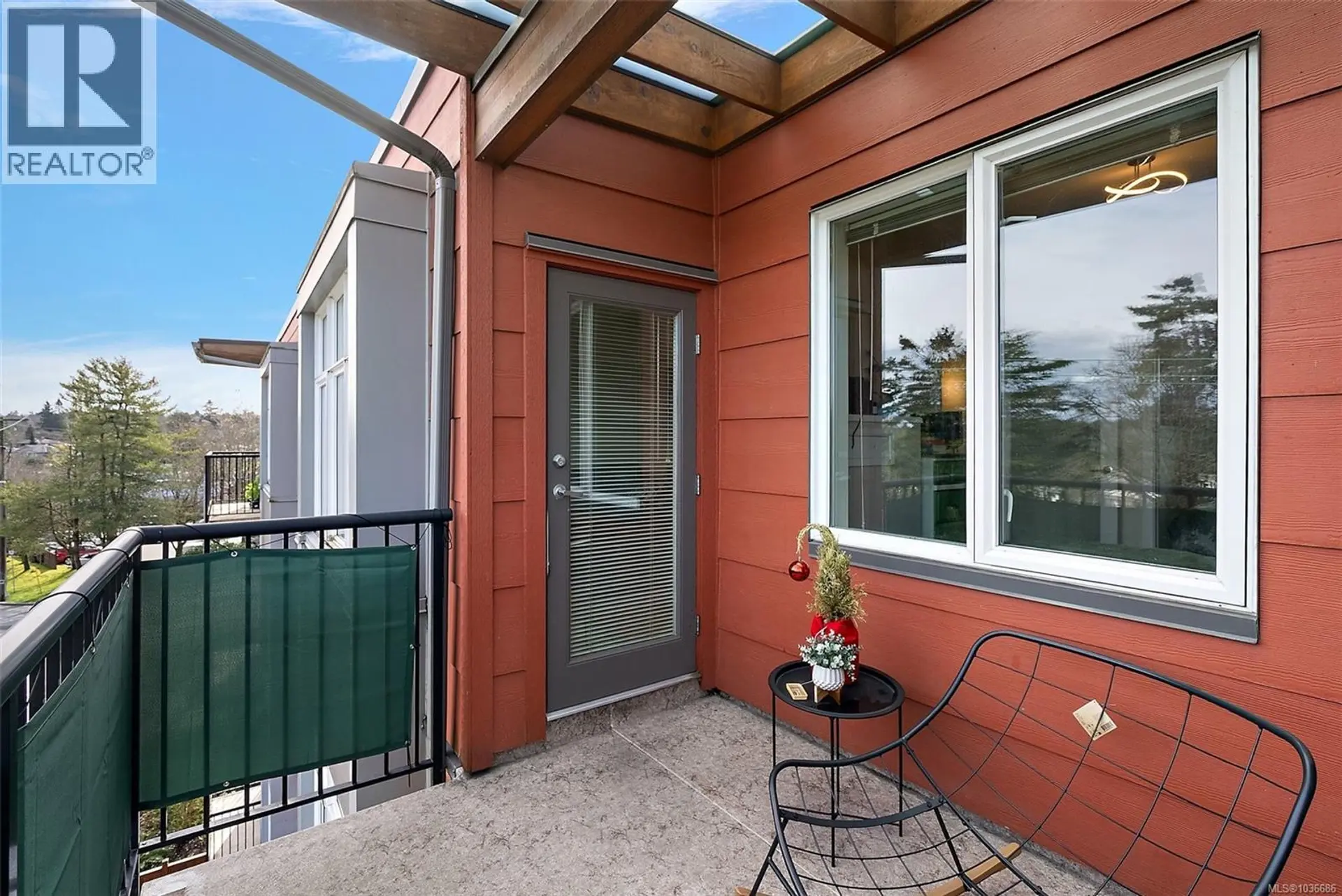 #405 4040 Borden St - Image 15