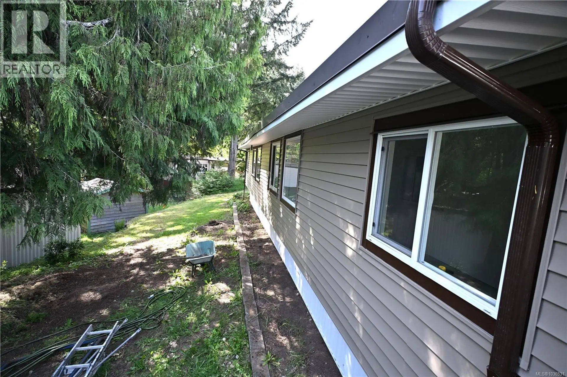 #55 1000 Chase River Rd - Image 16