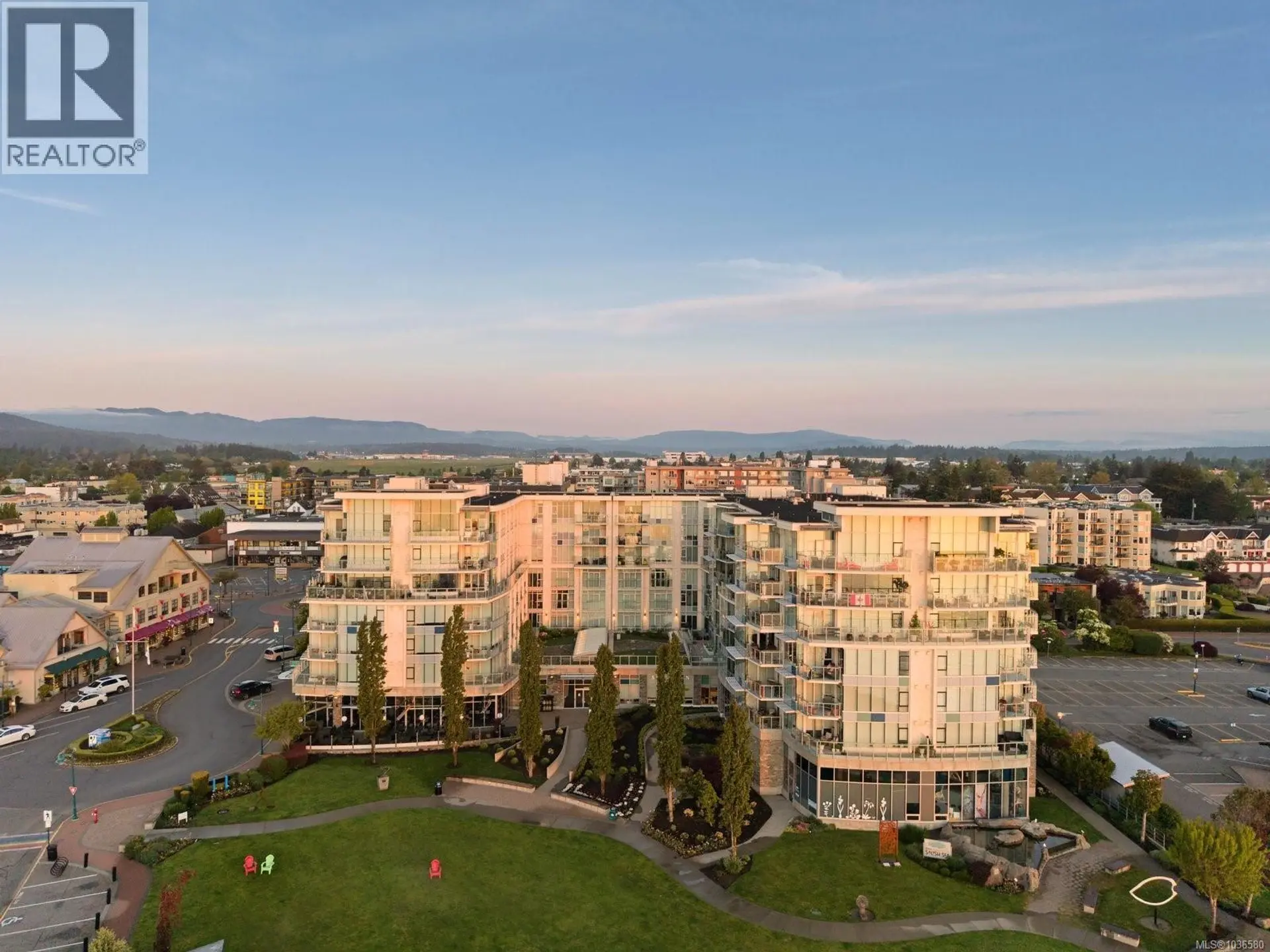 Property at #708 9809 Seaport Pl, Sidney, BC