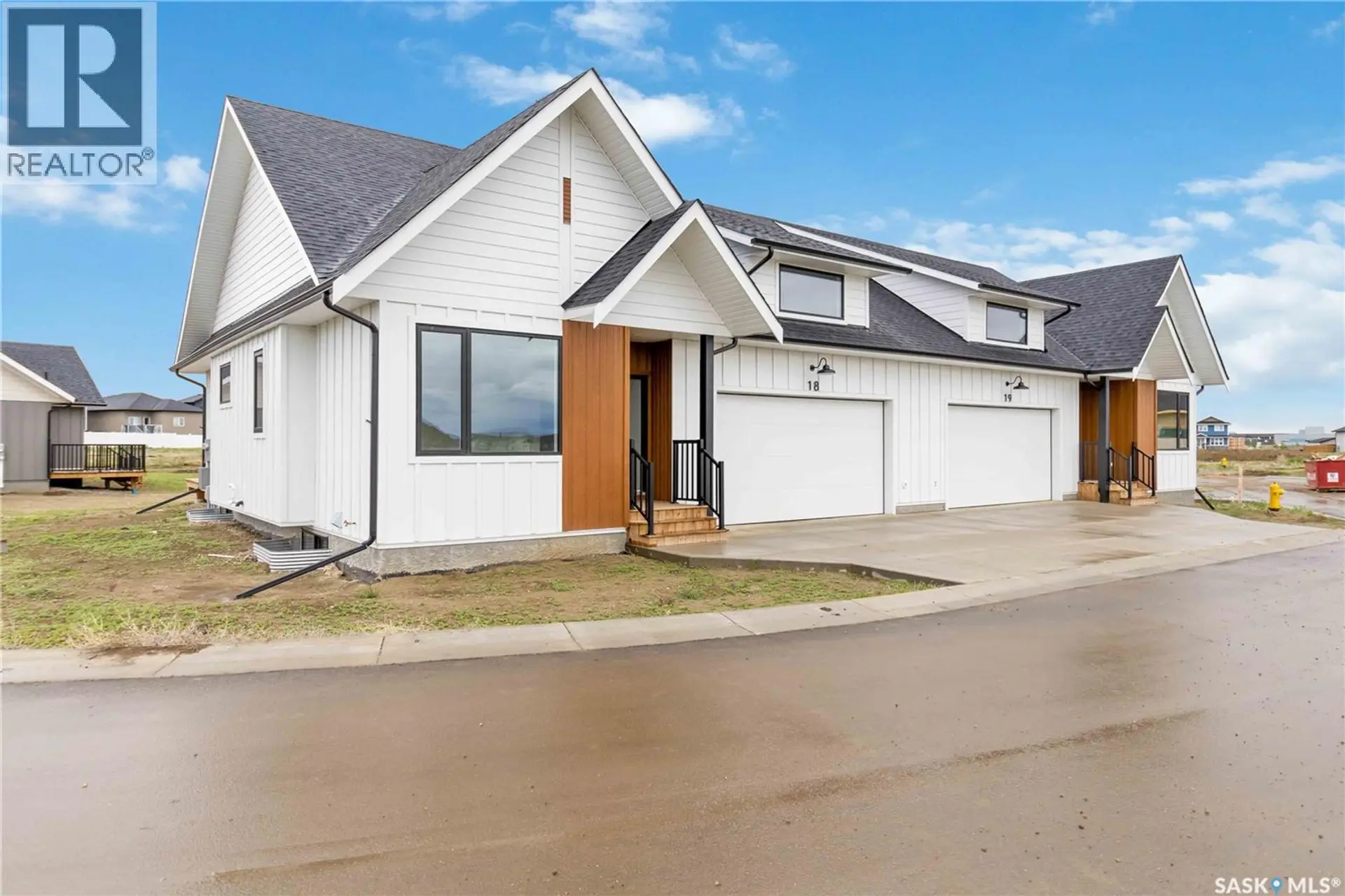 #40 105 Hathway CRESCENT - Image 17