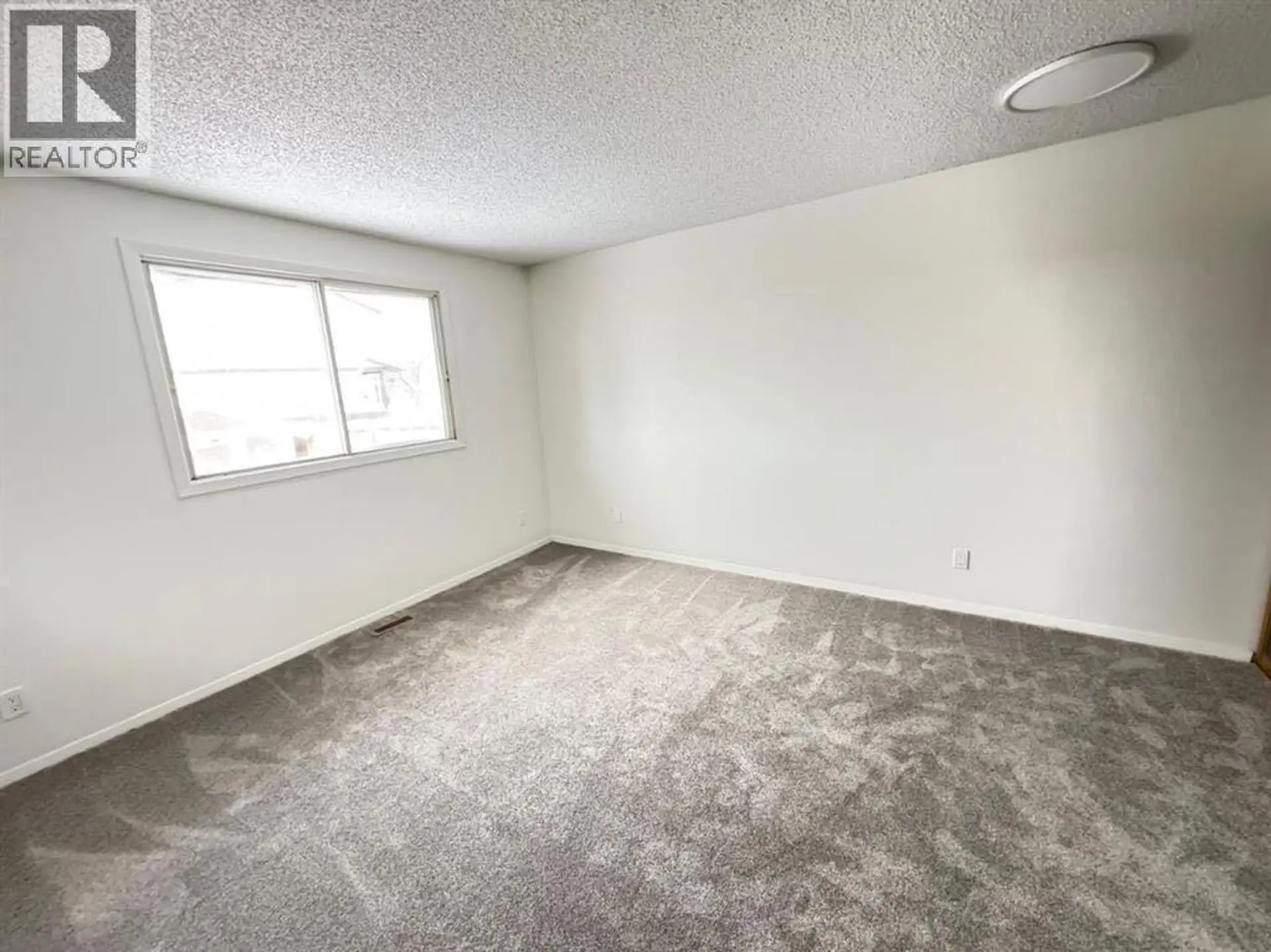 6879 Rundlehorn Drive NE - Image 7