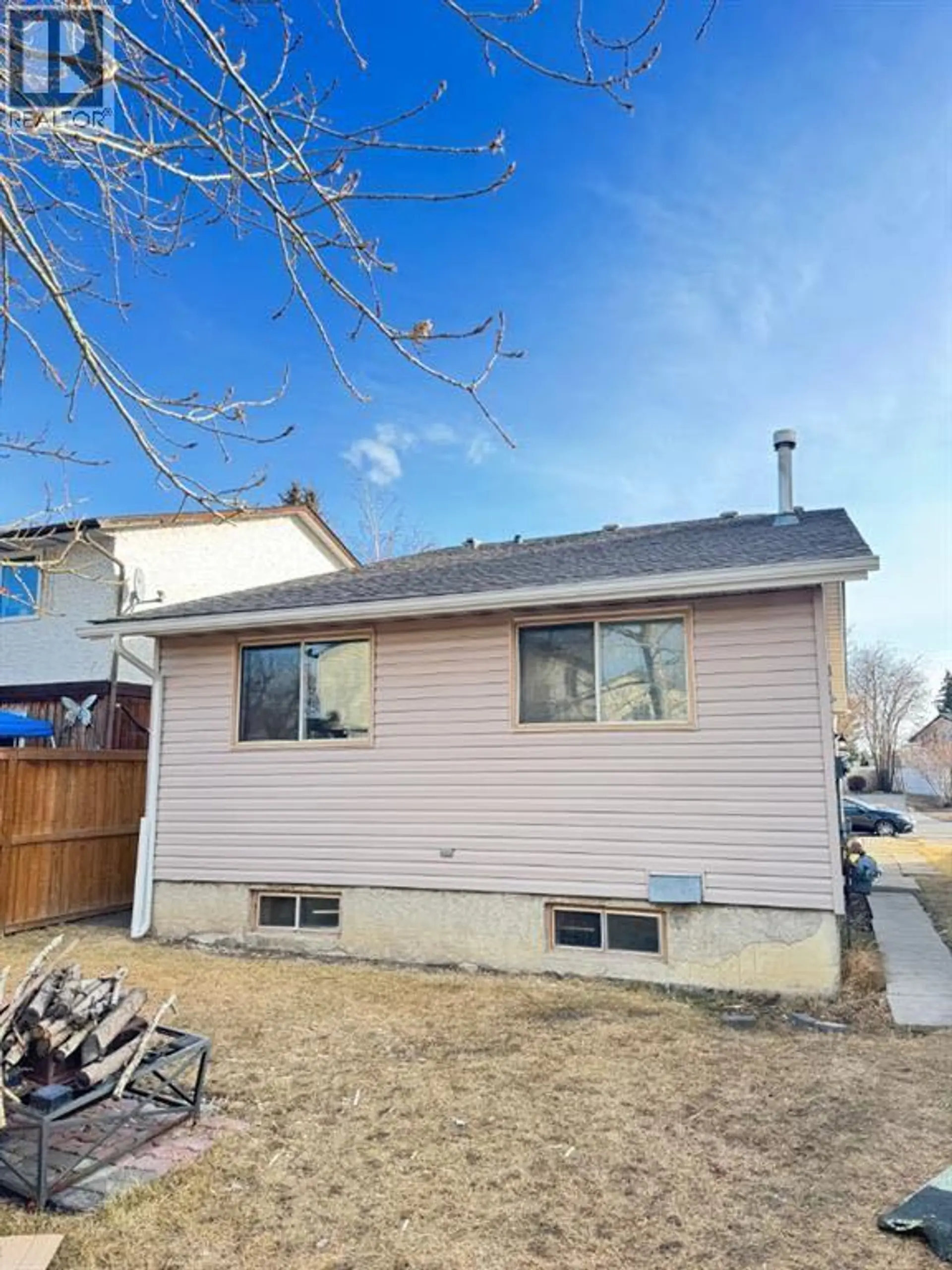 6879 Rundlehorn Drive NE - Image 18