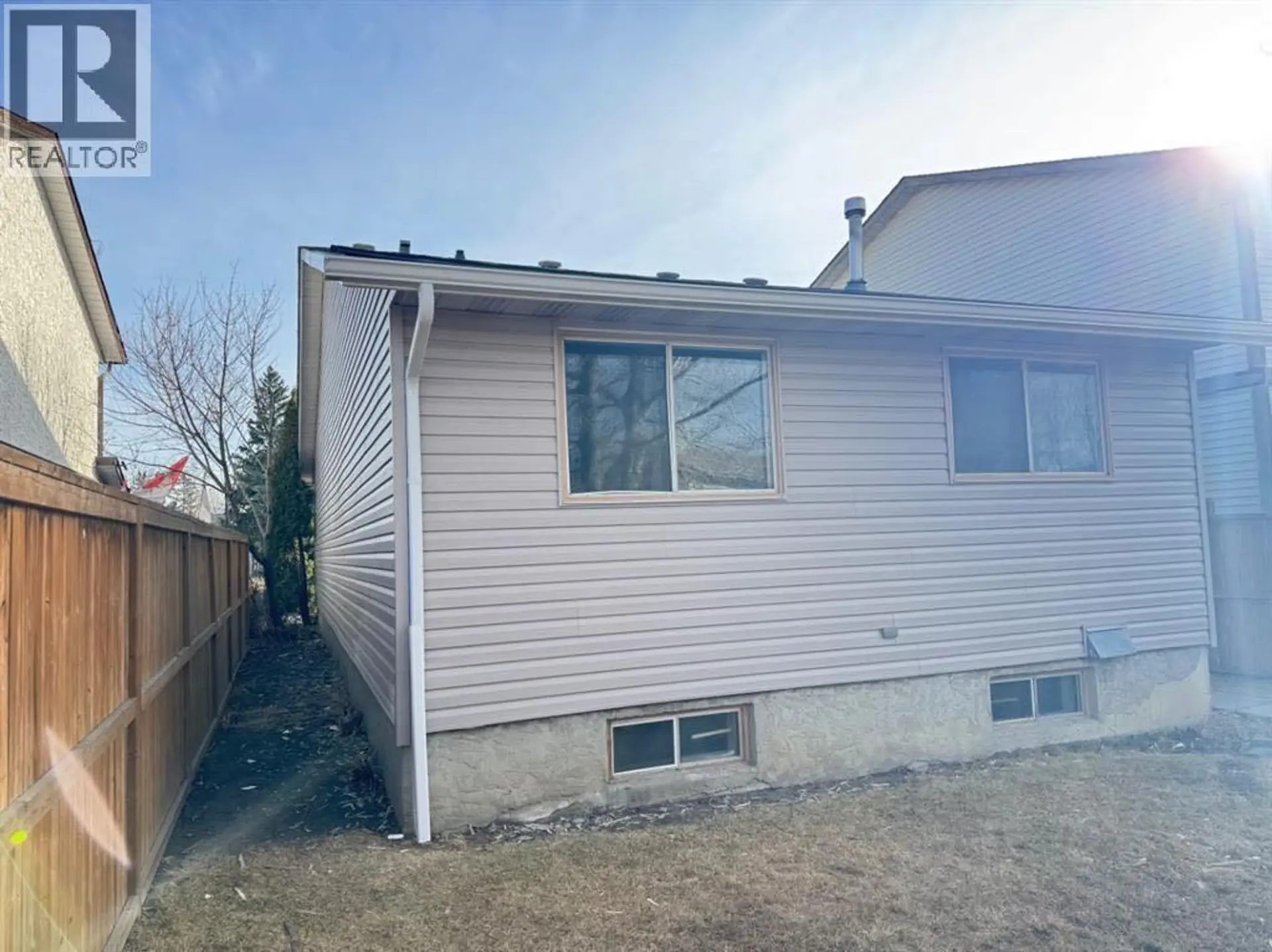 6879 Rundlehorn Drive NE - Image 19