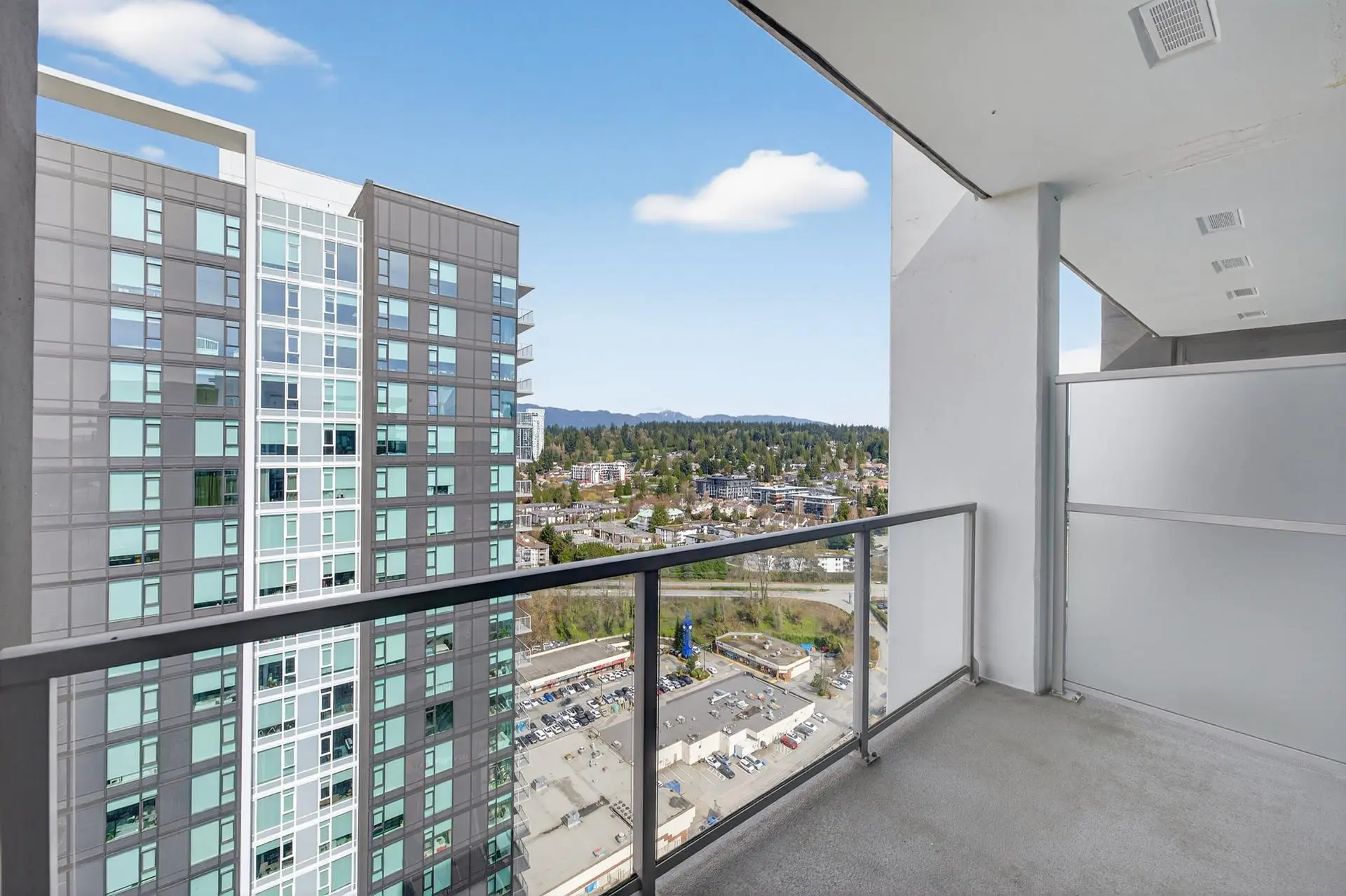 #2705 308 Alderson Avenue - Image 7