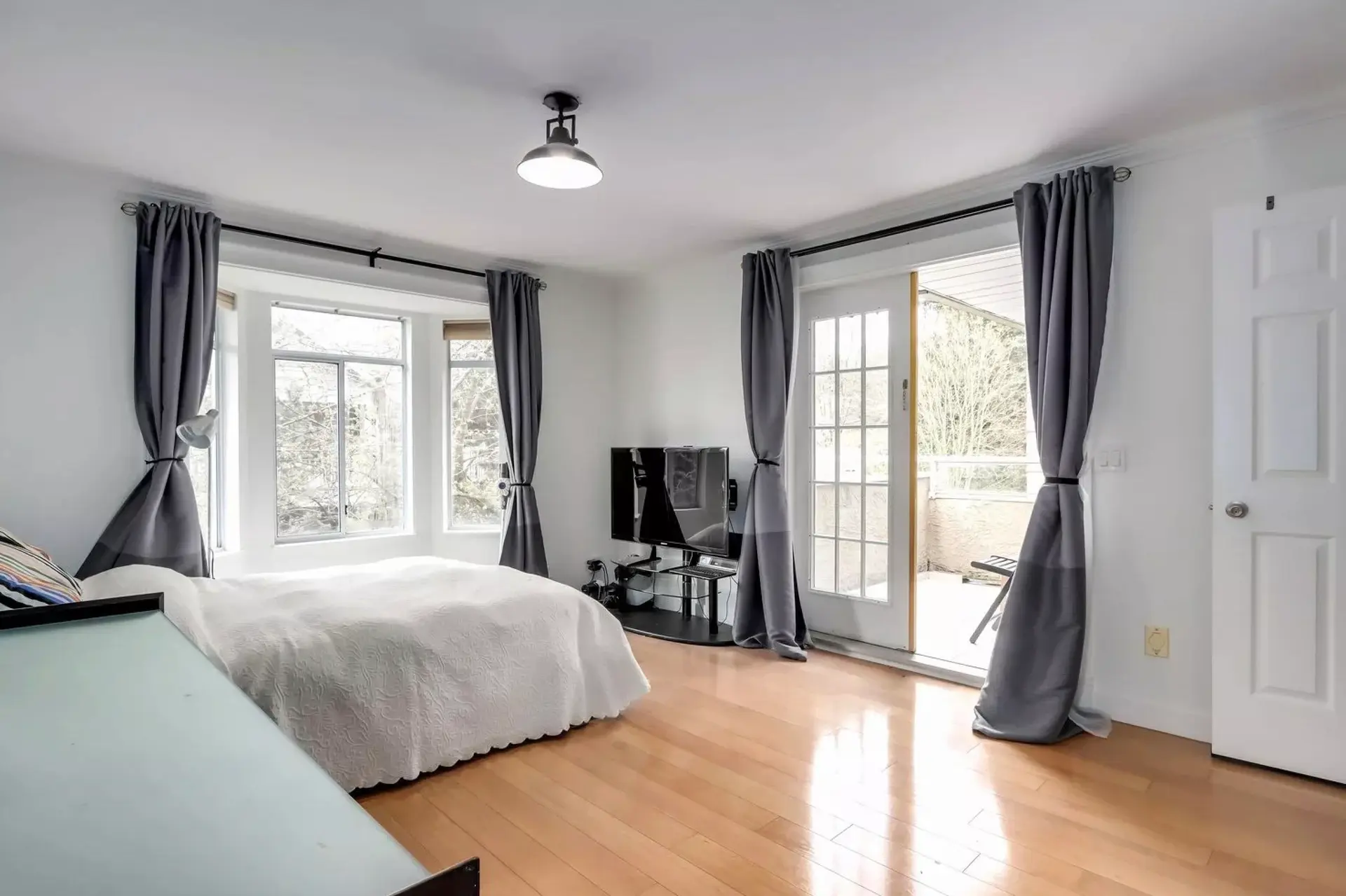 #37 7188 Edmonds Street - Image 6