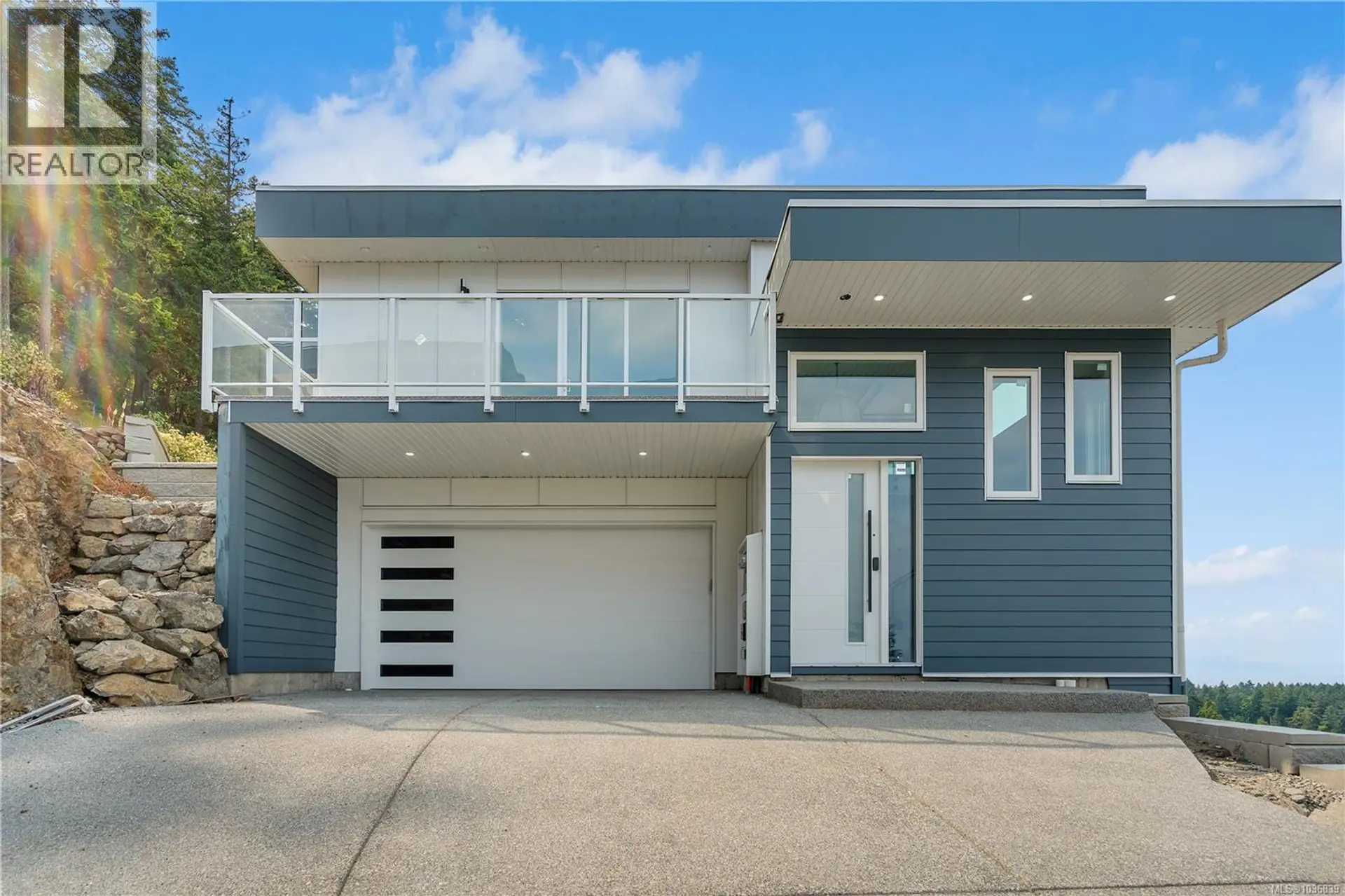 Property at 3875 Gulfview Dr, Nanaimo, BC