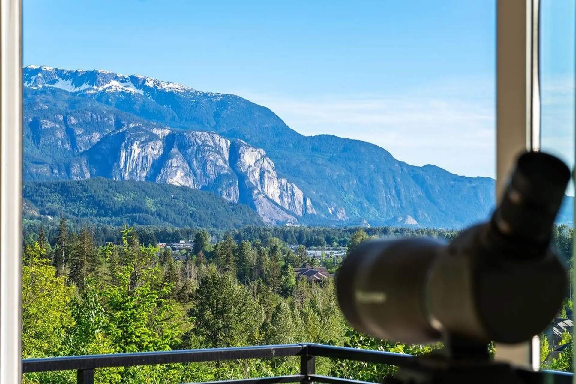 Property at 41249 Highline Place, Squamish, BC