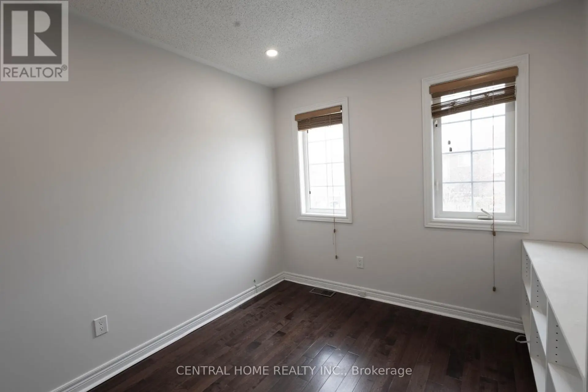 165 MANORHEIGHTS STREET - Image 16