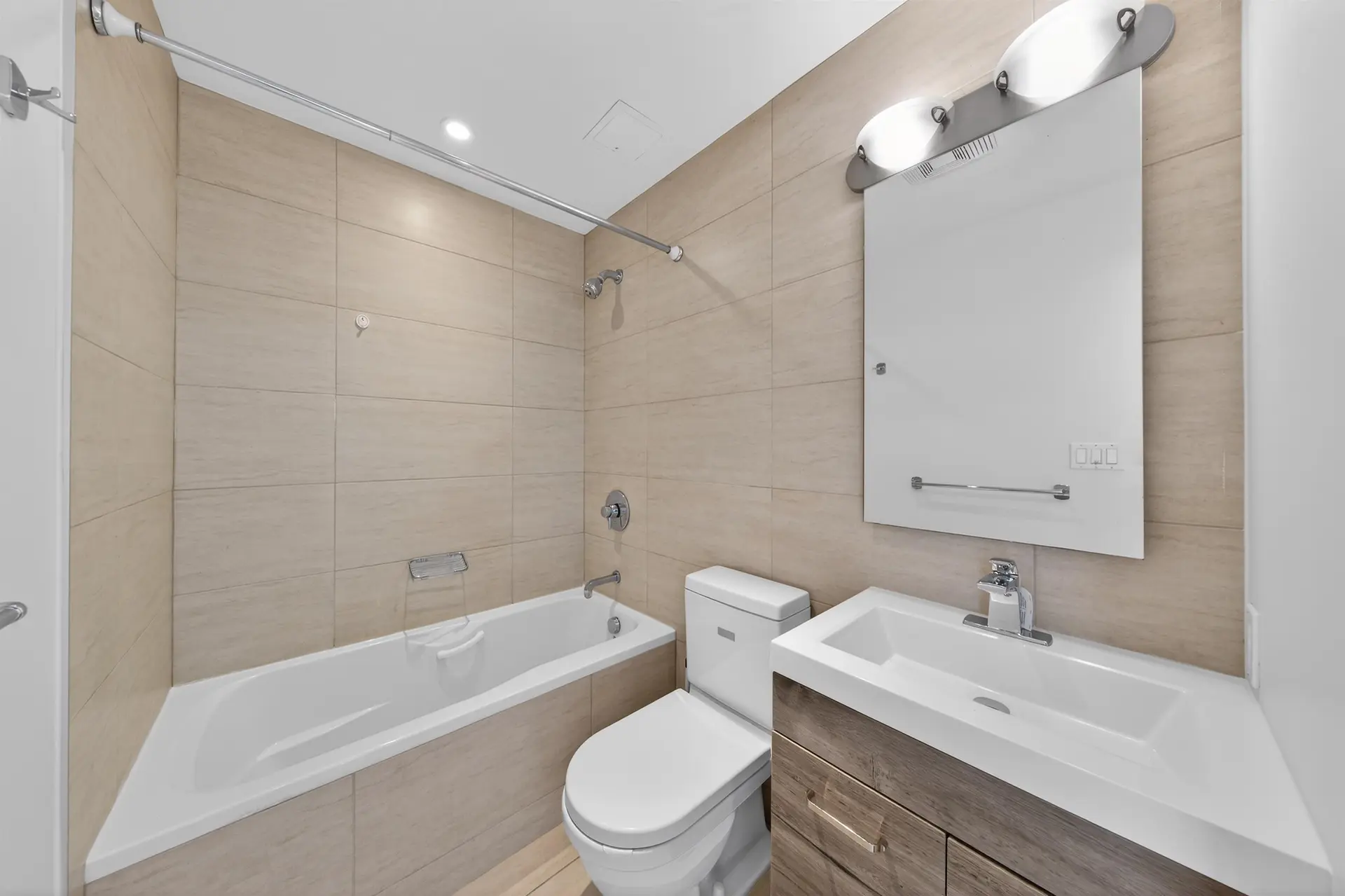 #621 8080 Cambie Road - Image 13