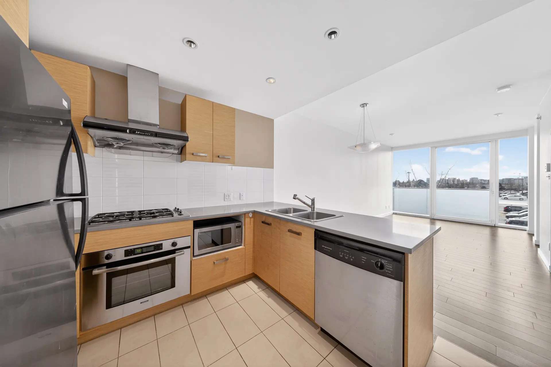 #621 8080 Cambie Road - Image 7