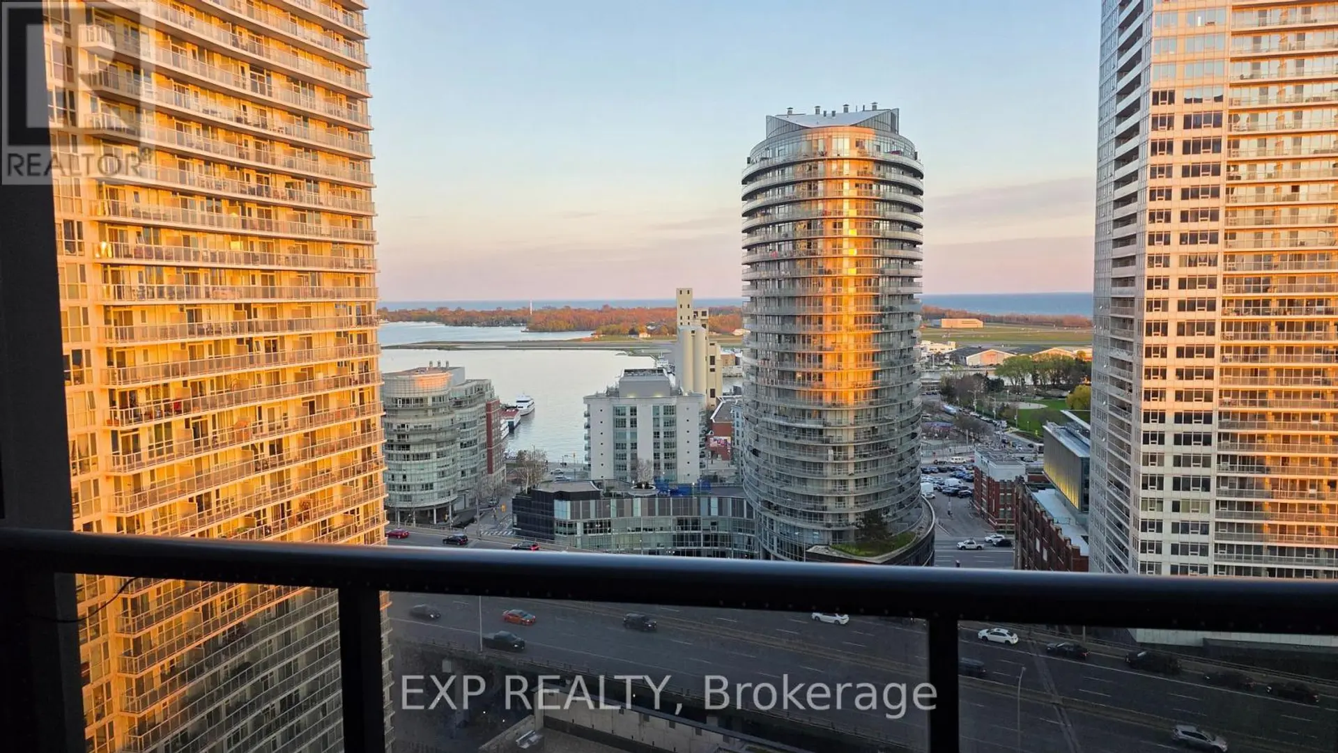 #2206 85 QUEENS WHARF ROAD - Image 17