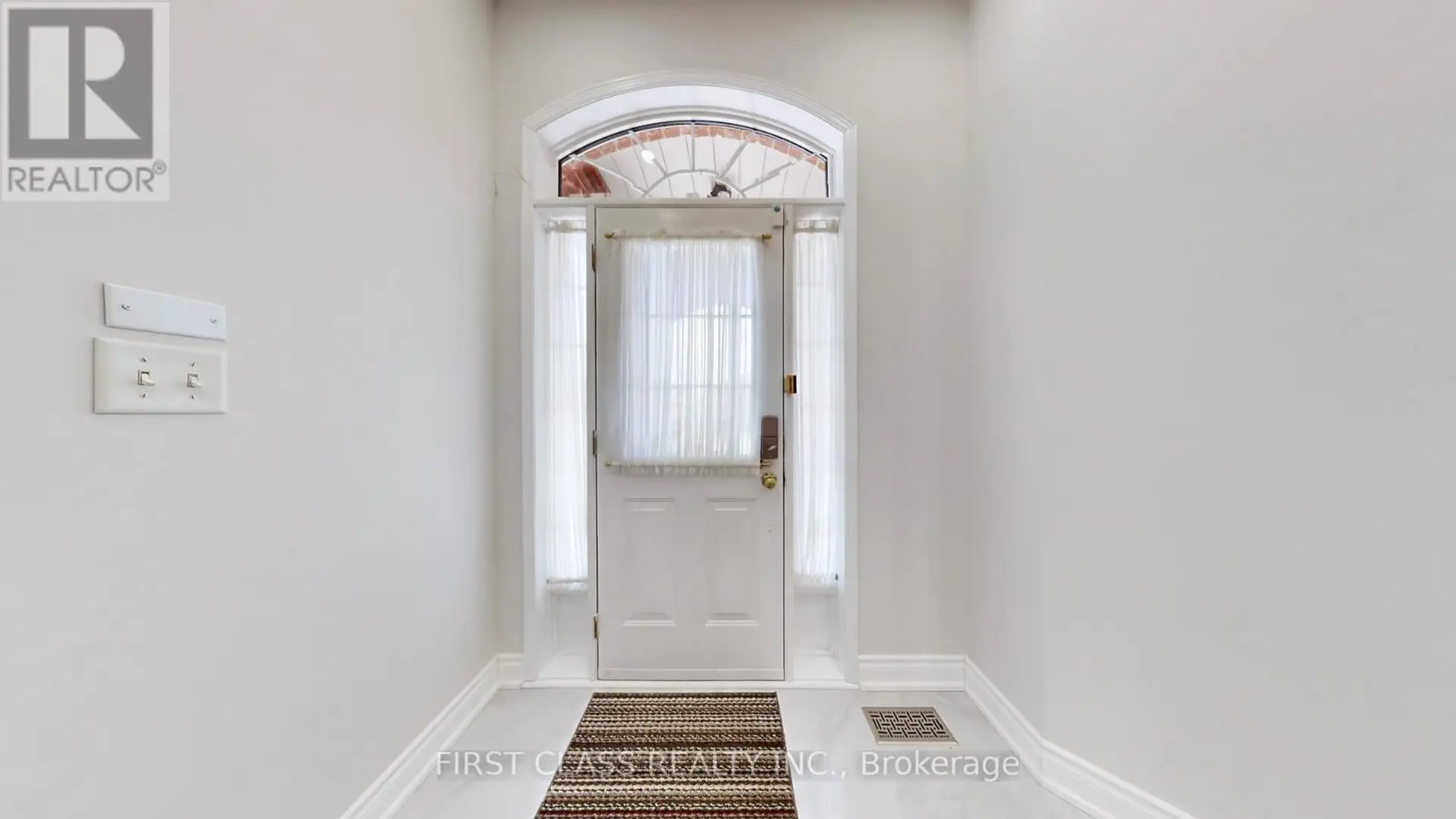 30 KAITLIN DRIVE - Image 2