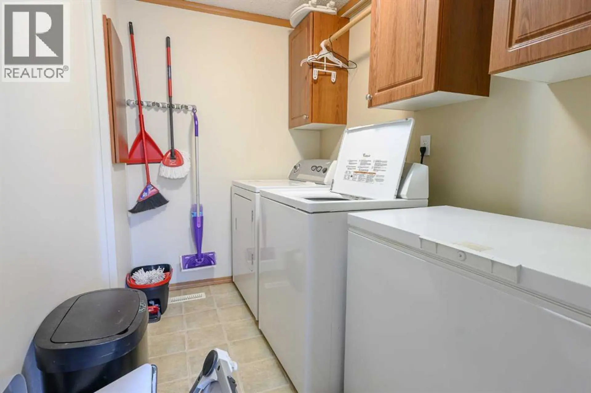 8714 88C Street - Image 13