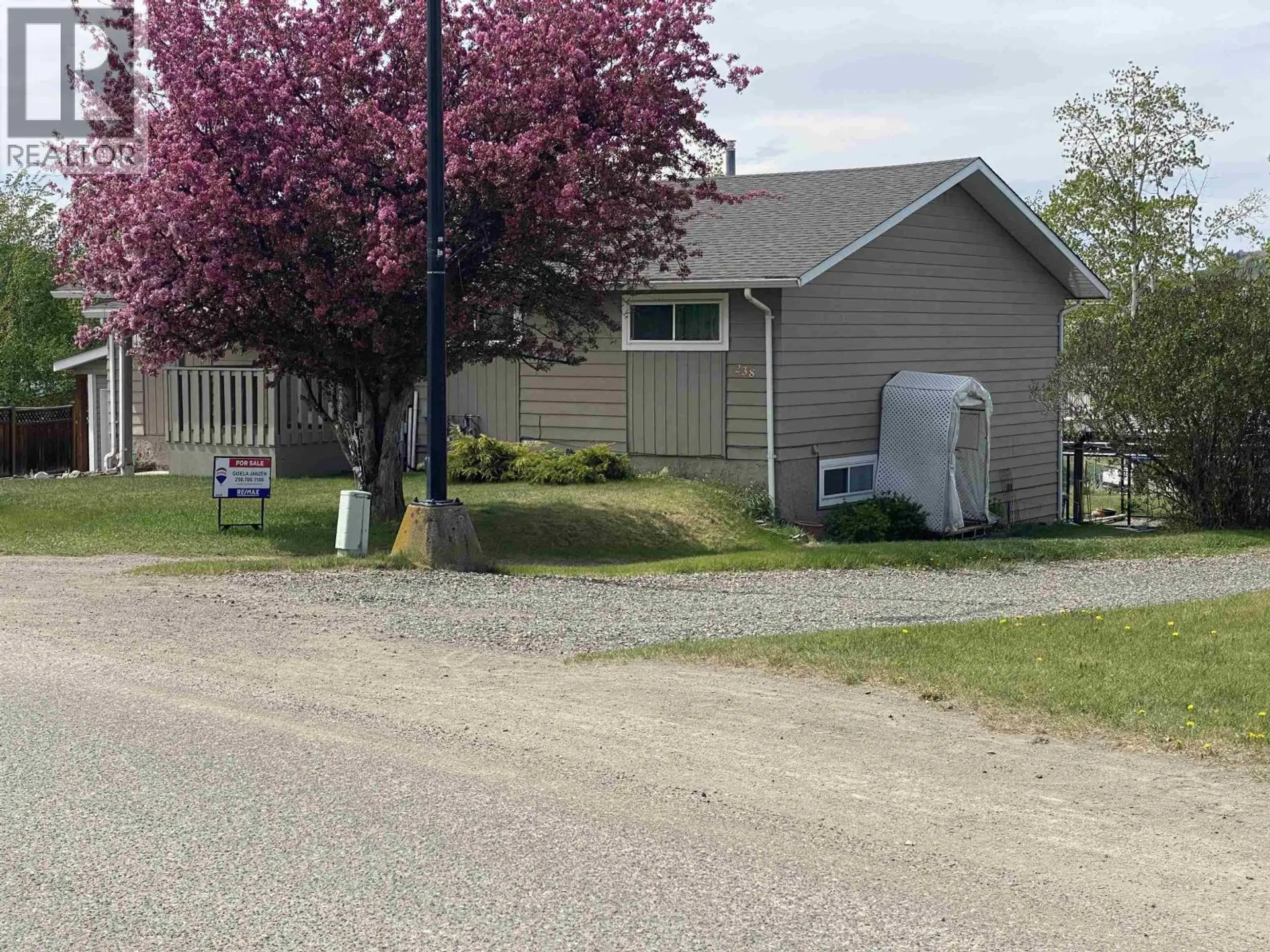Property at 238 ELM AVENUE, 100 Mile House, BC