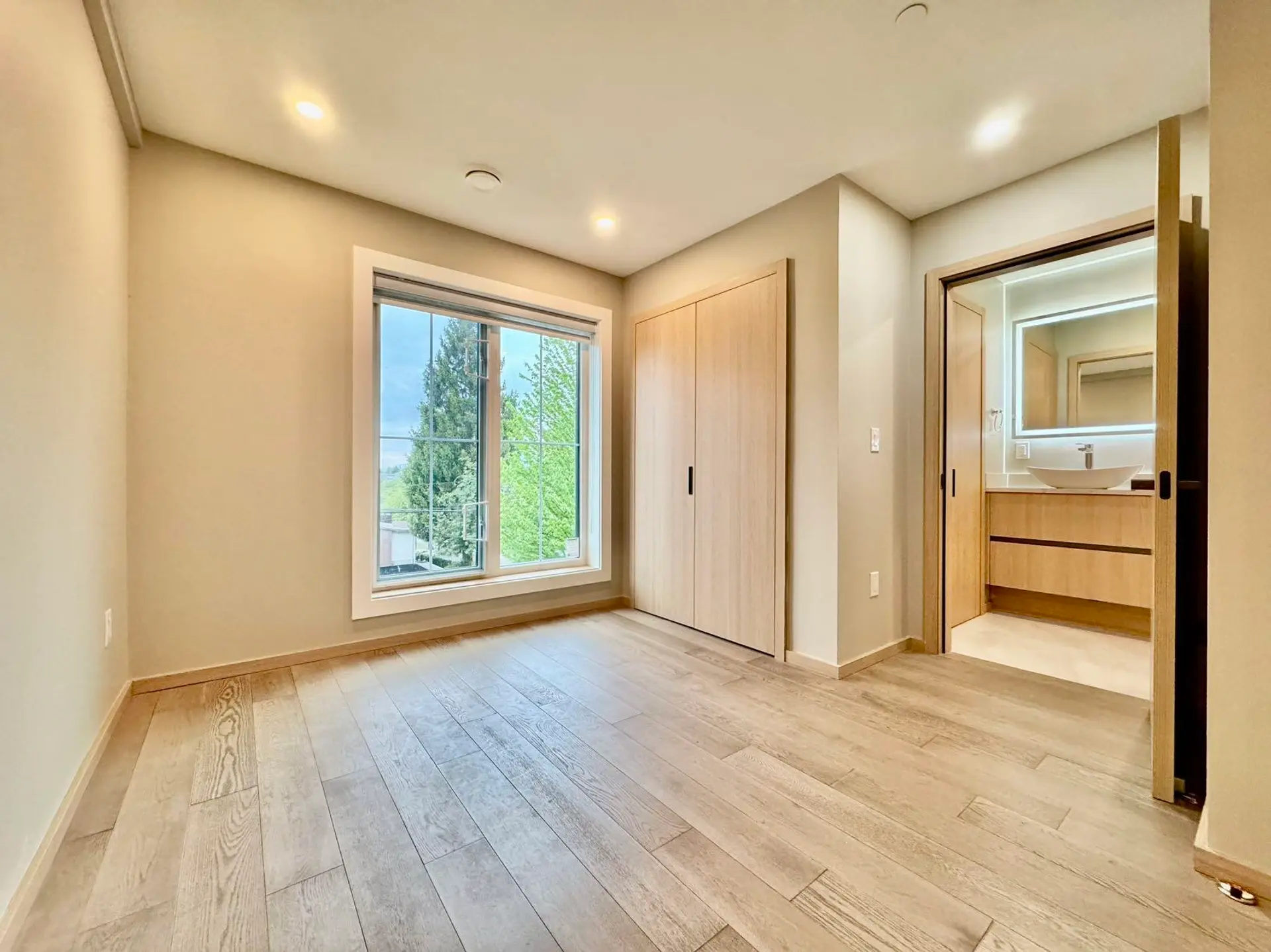 5216 Rupert Street - Image 16