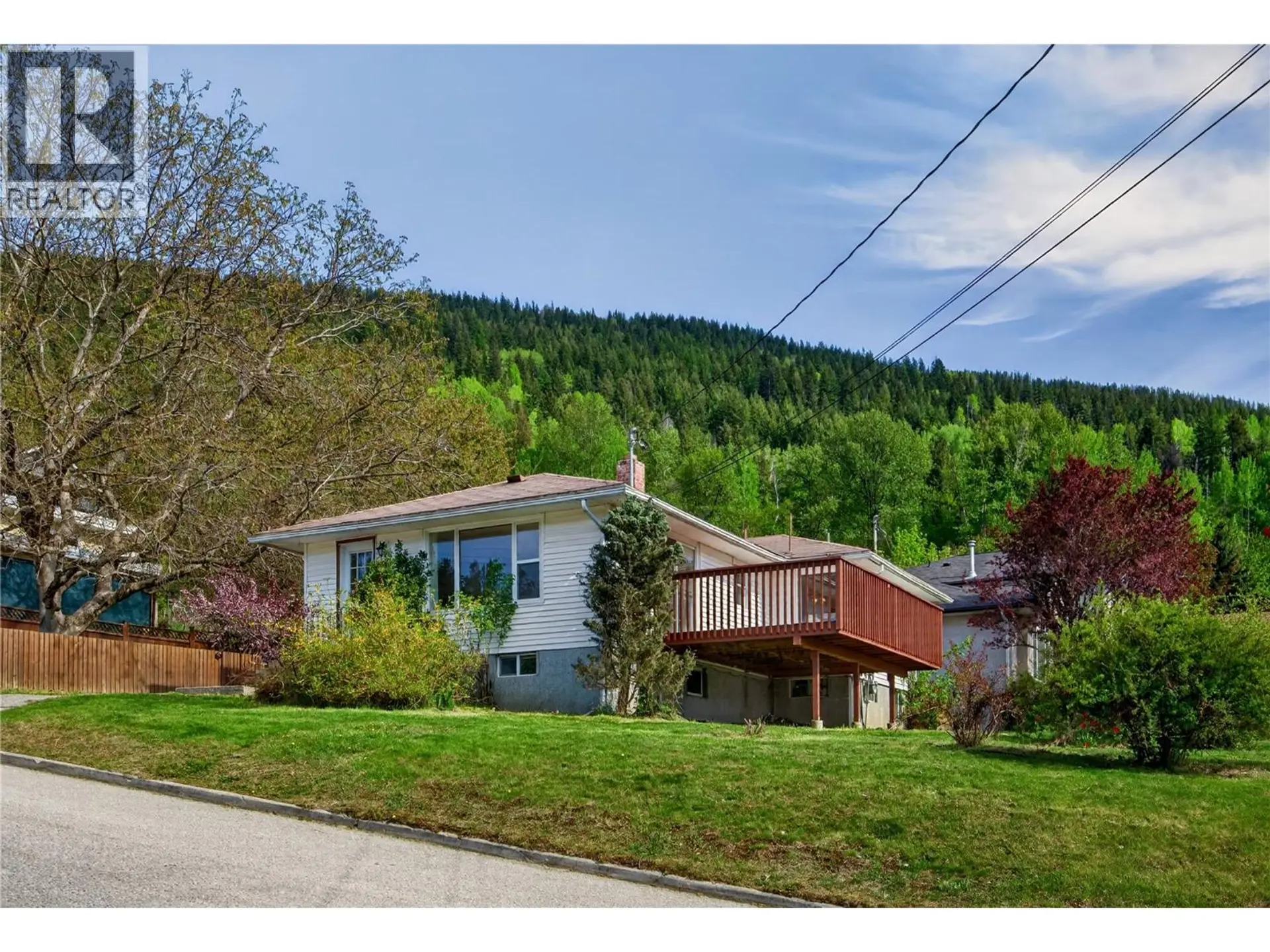 Property at 902 Gore Street, Nelson, BC
