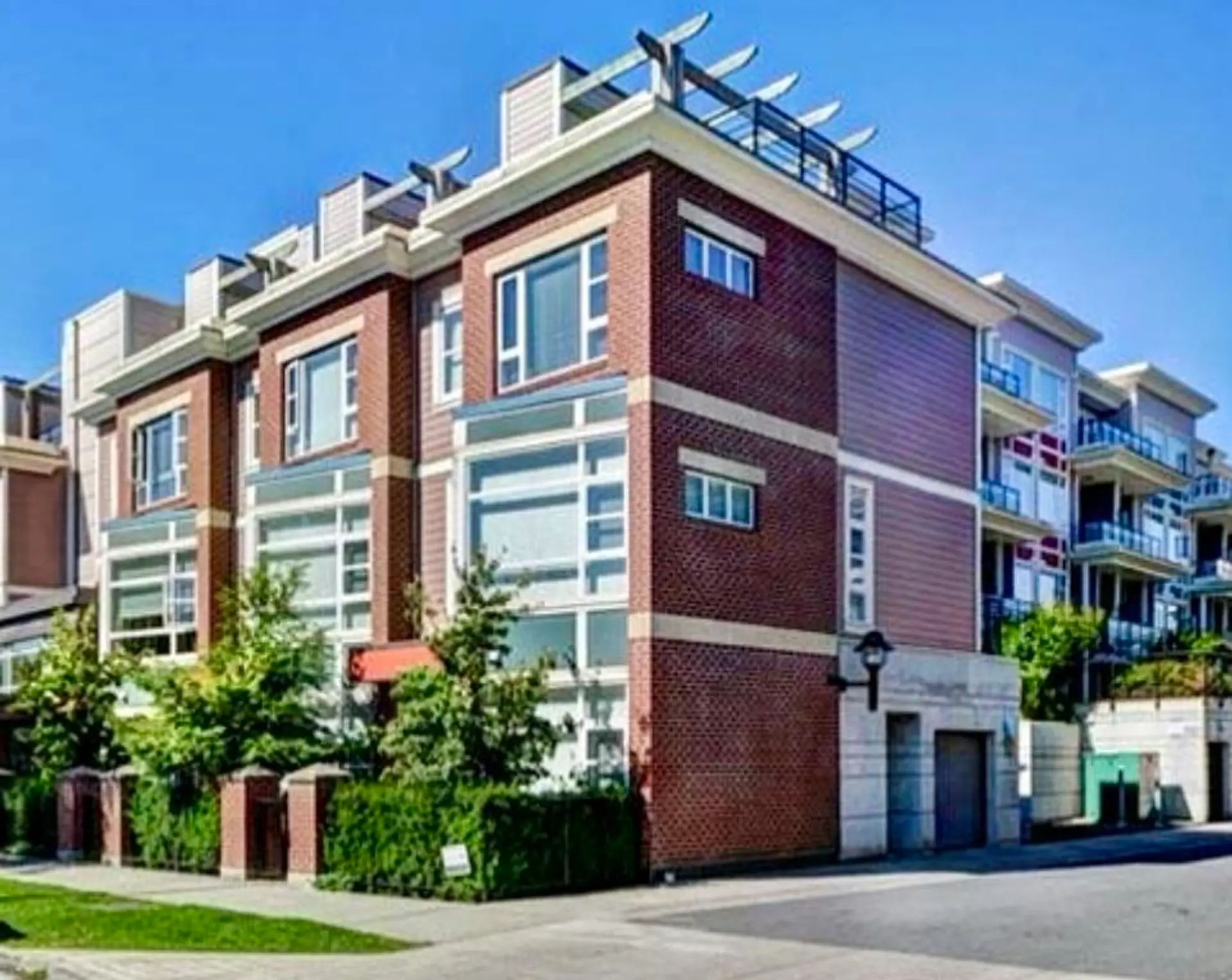 #310 6611 Eckersley Road - Image 4