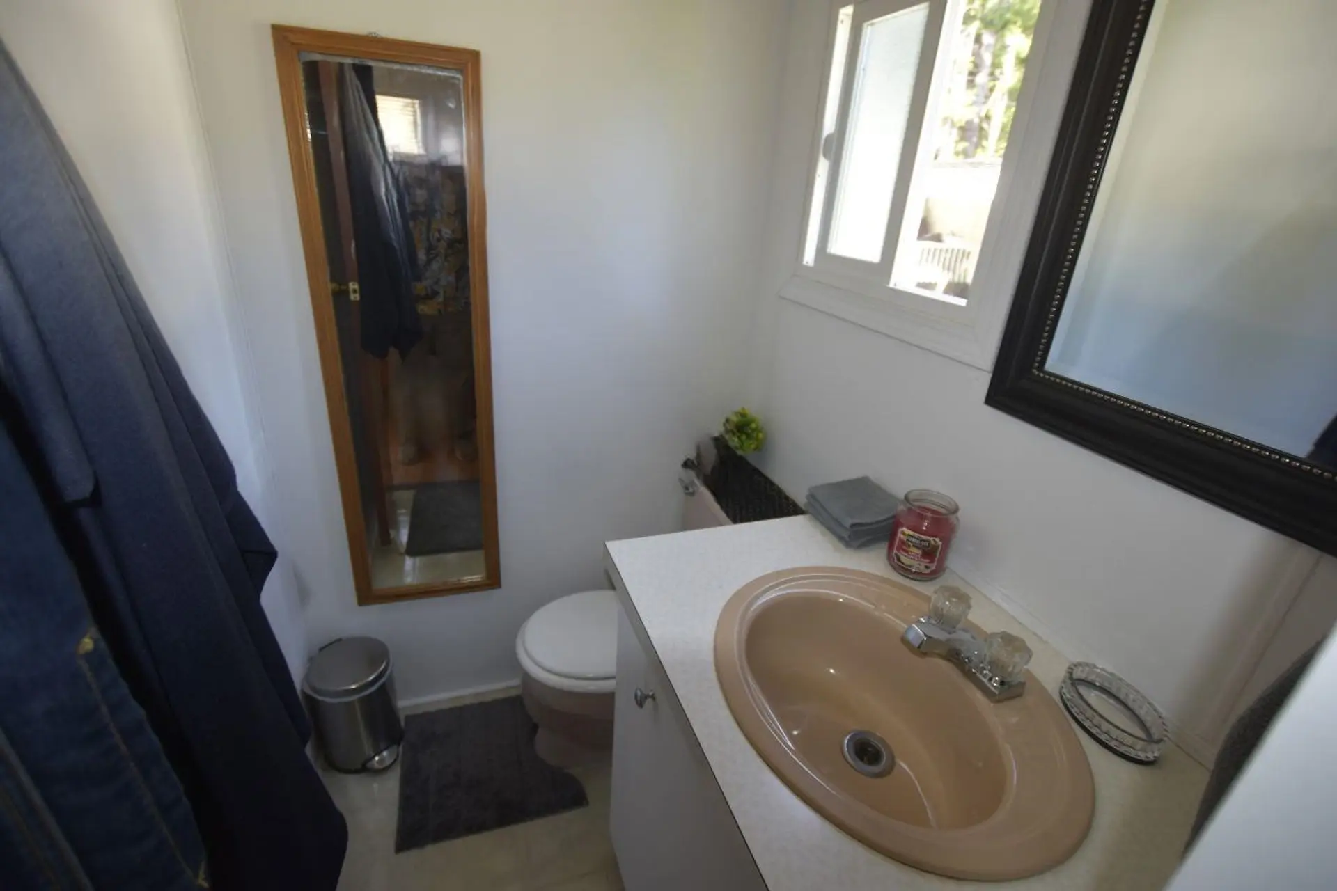 #29 6571 King George Boulevard - Image 11