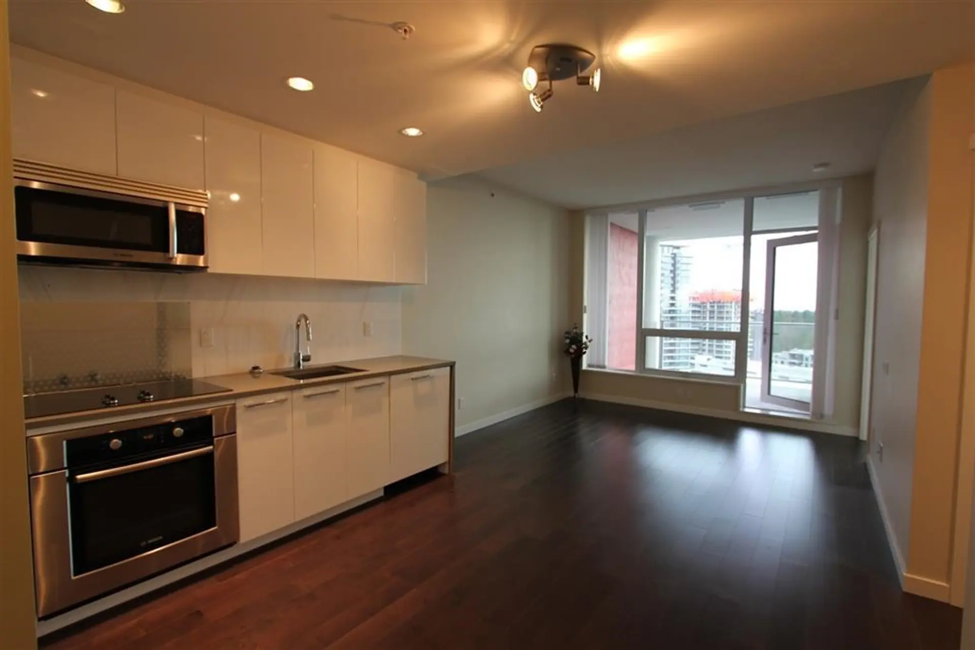 #1203 5728 Berton Avenue - Image 4