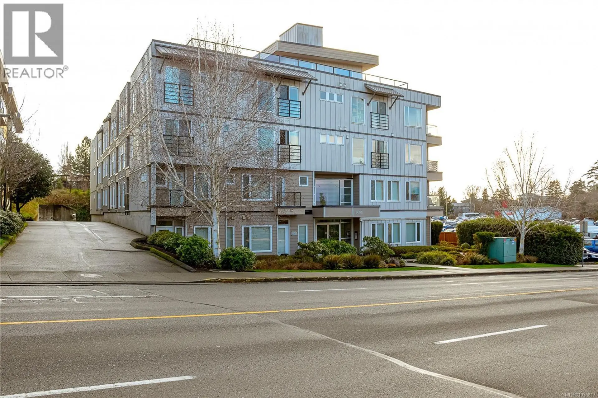 Property at #313 1405 Esquimalt Rd, Esquimalt, BC