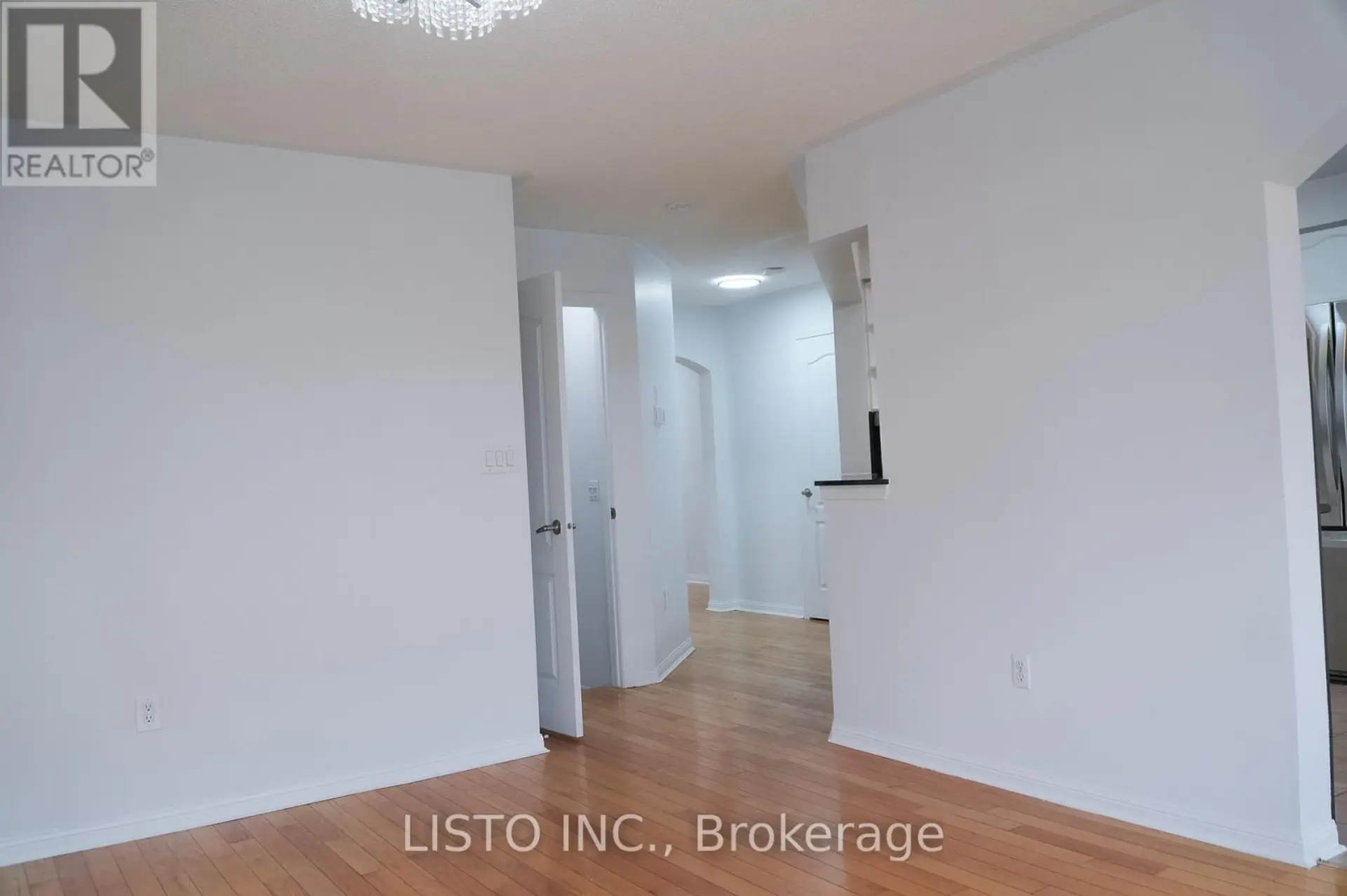 128 SWEETWOOD CIRCLE - Image 4