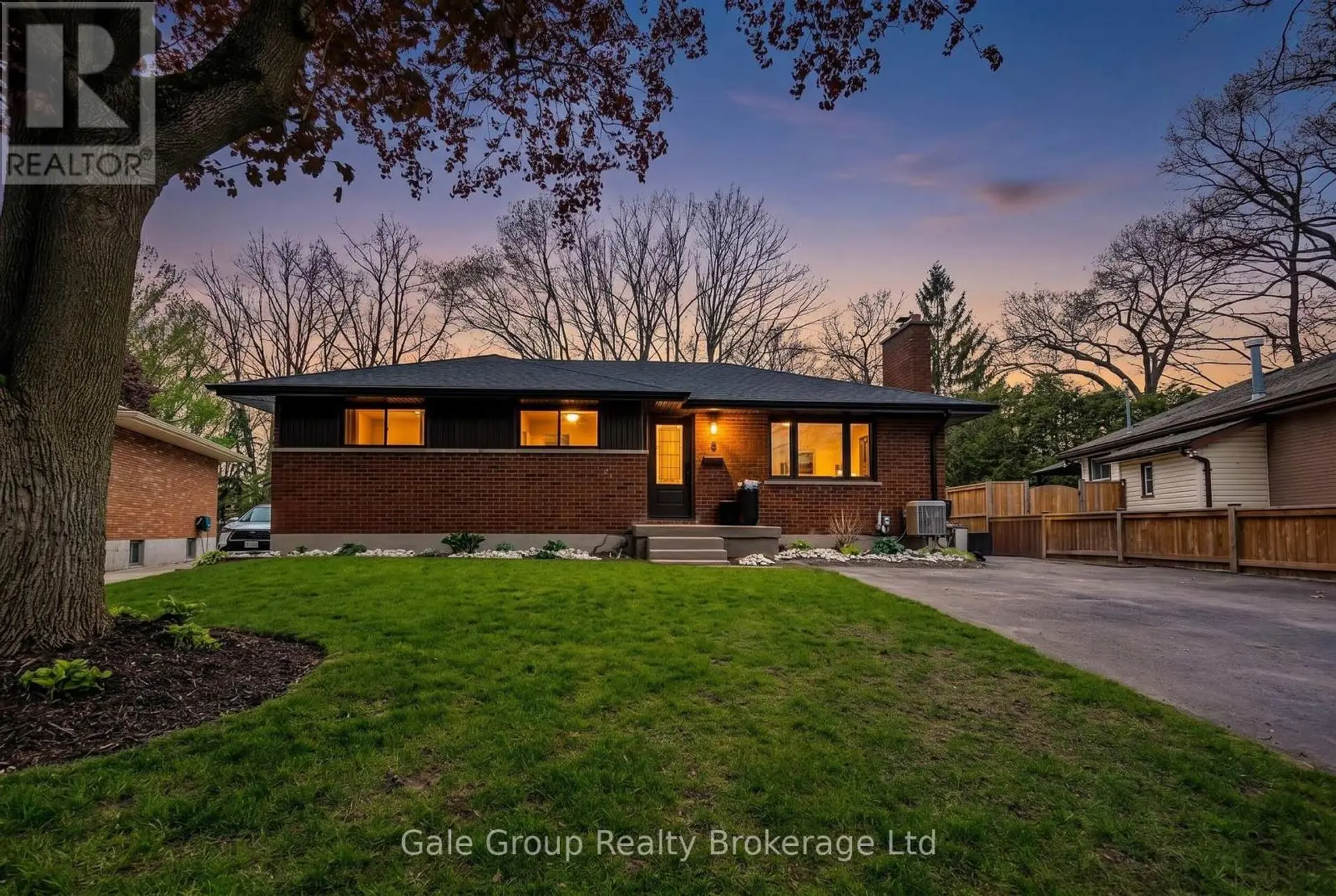 9 STRATHCONA DRIVE - Image 1