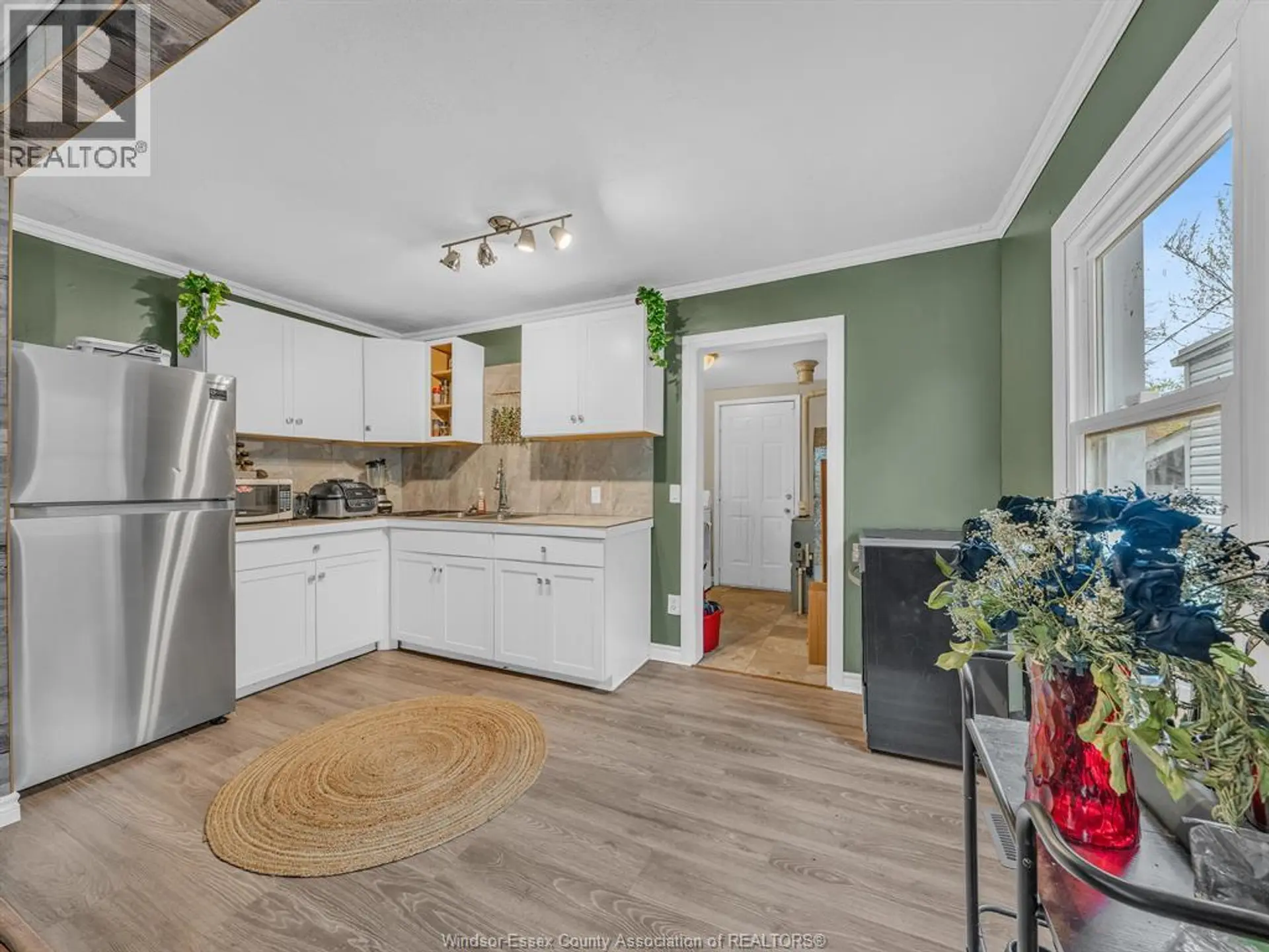 3422 BARRYMORE - Image 8