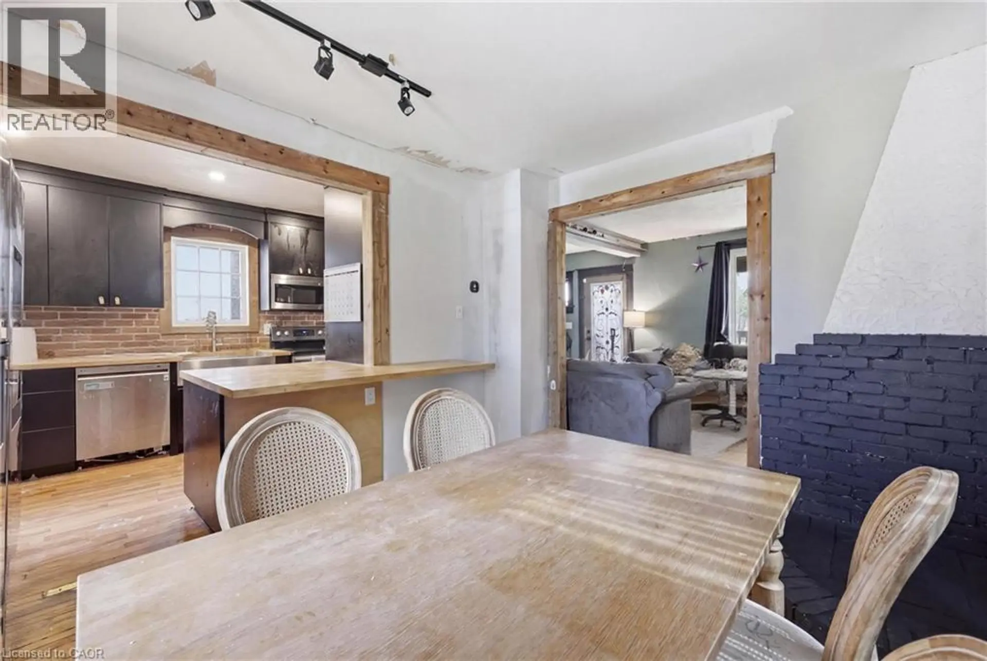 54 EVAN Street - Image 10