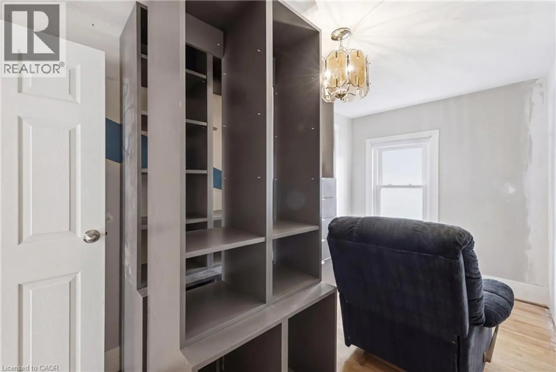 54 EVAN Street - Image 12