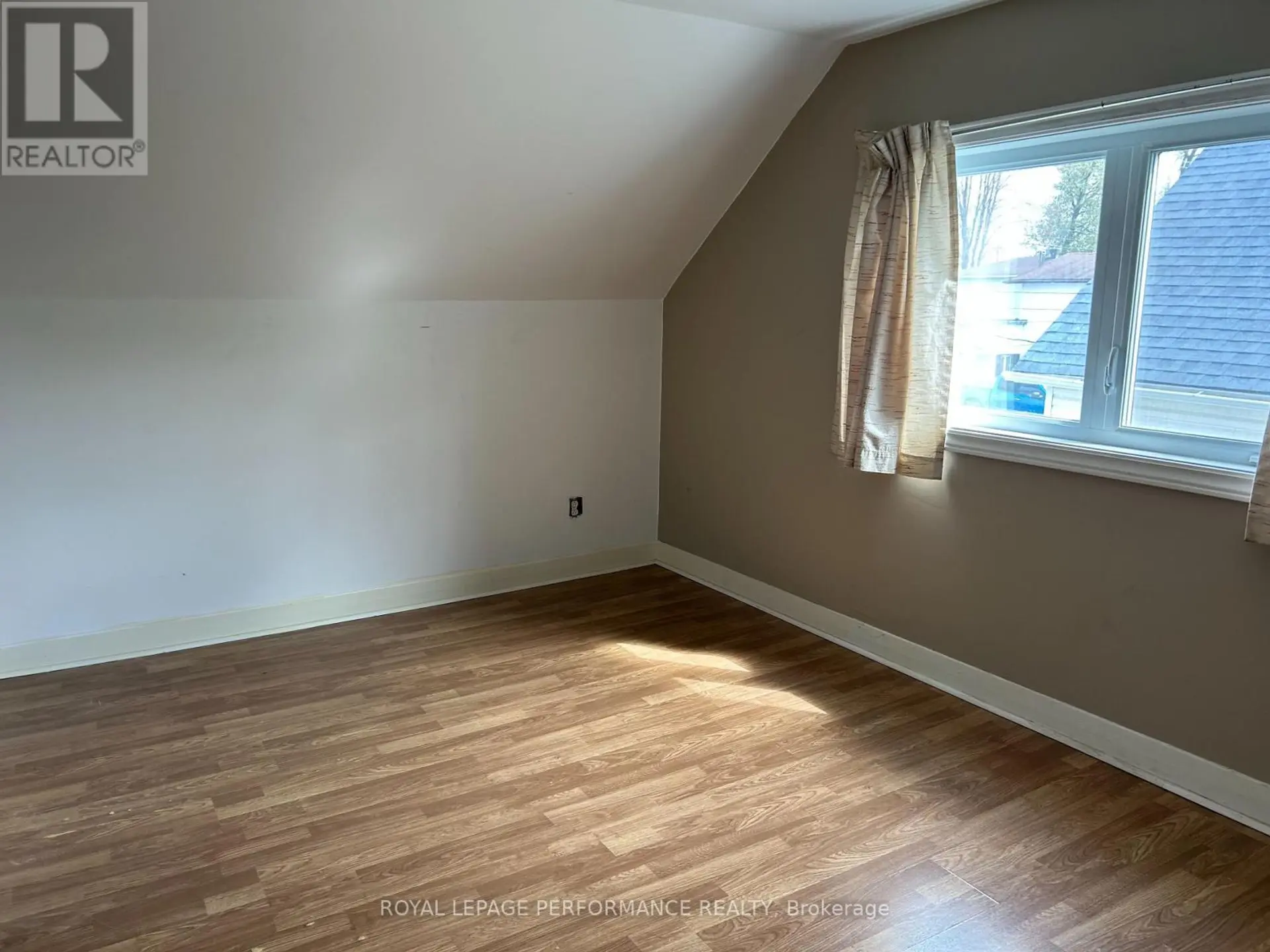 1245 ALMA STREET S - Image 13