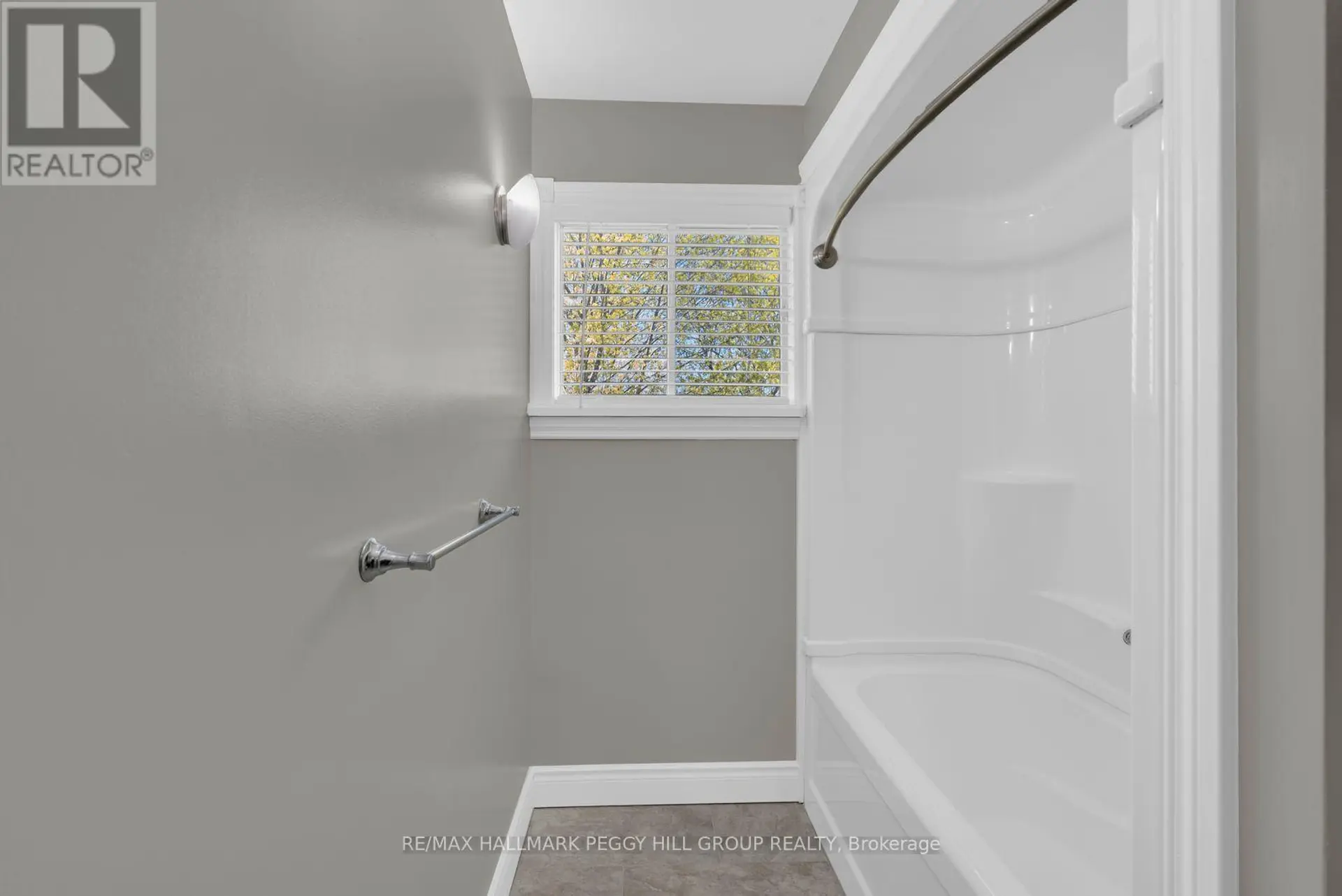 16 GLENVIEW AVENUE - Image 10