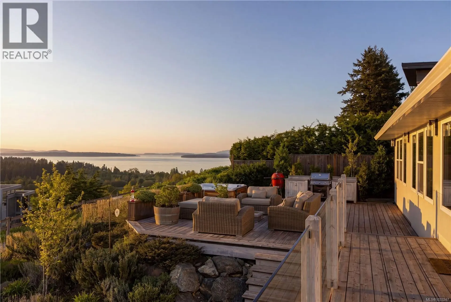 Property at 790 Del Monte Pl, Saanich, BC
