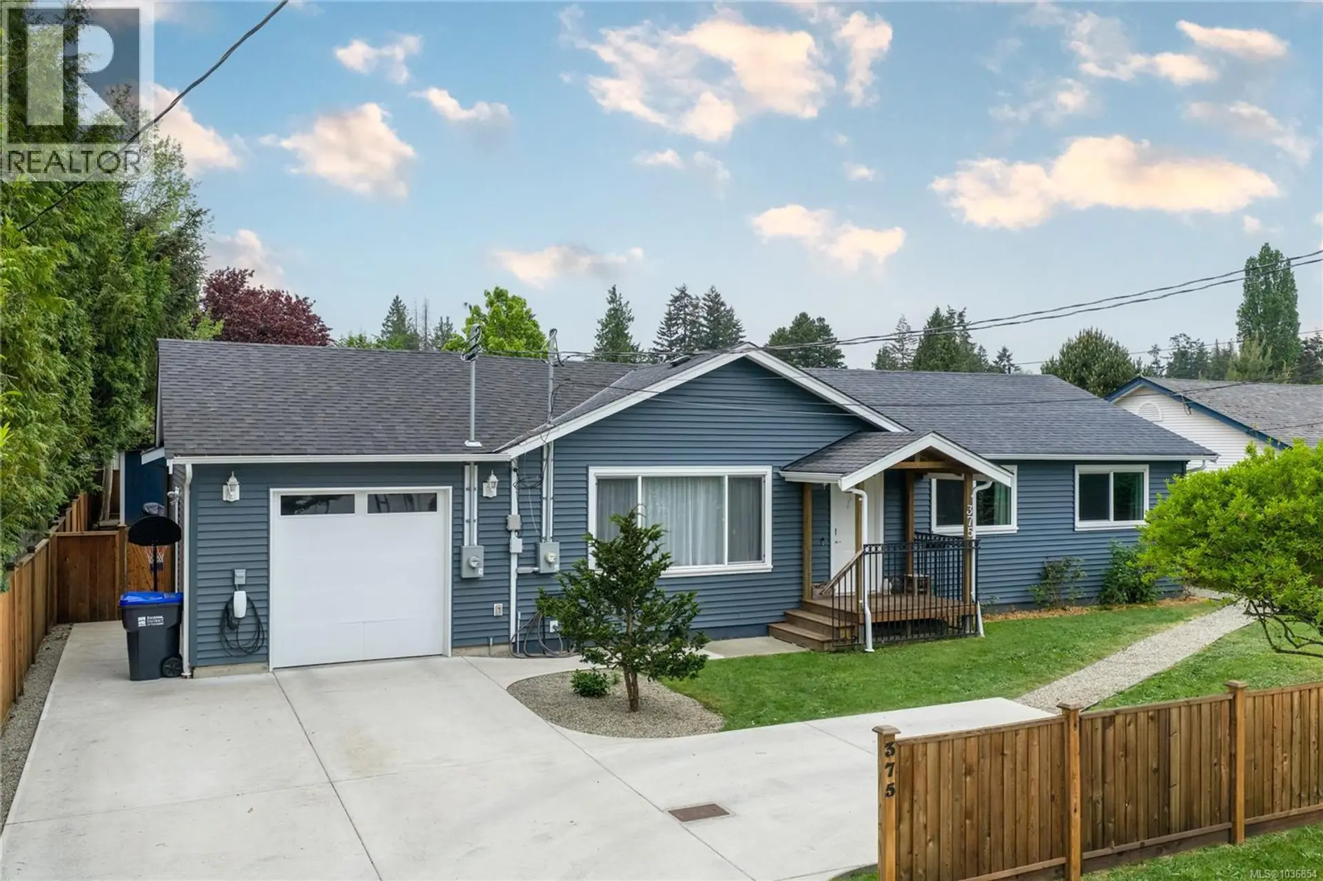Property at 375 Temple St, Parksville, BC