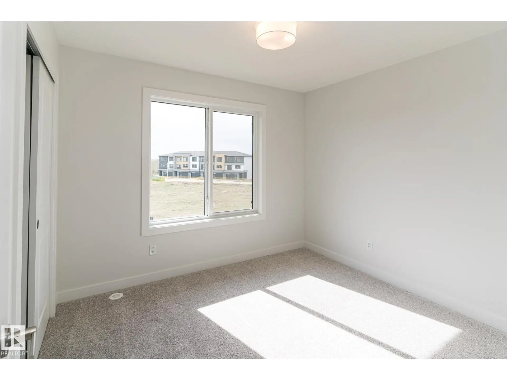7135 MAY CR NW - Image 13