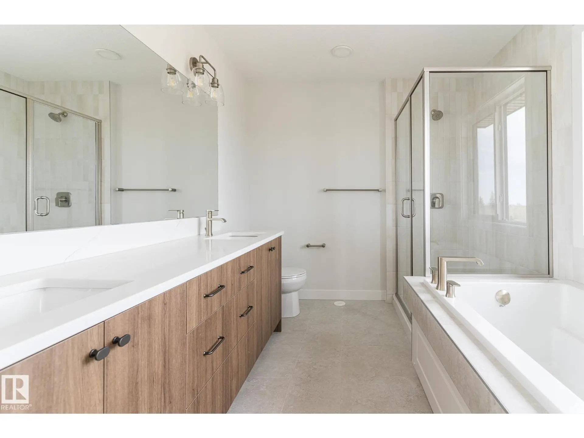 7135 MAY CR NW - Image 17