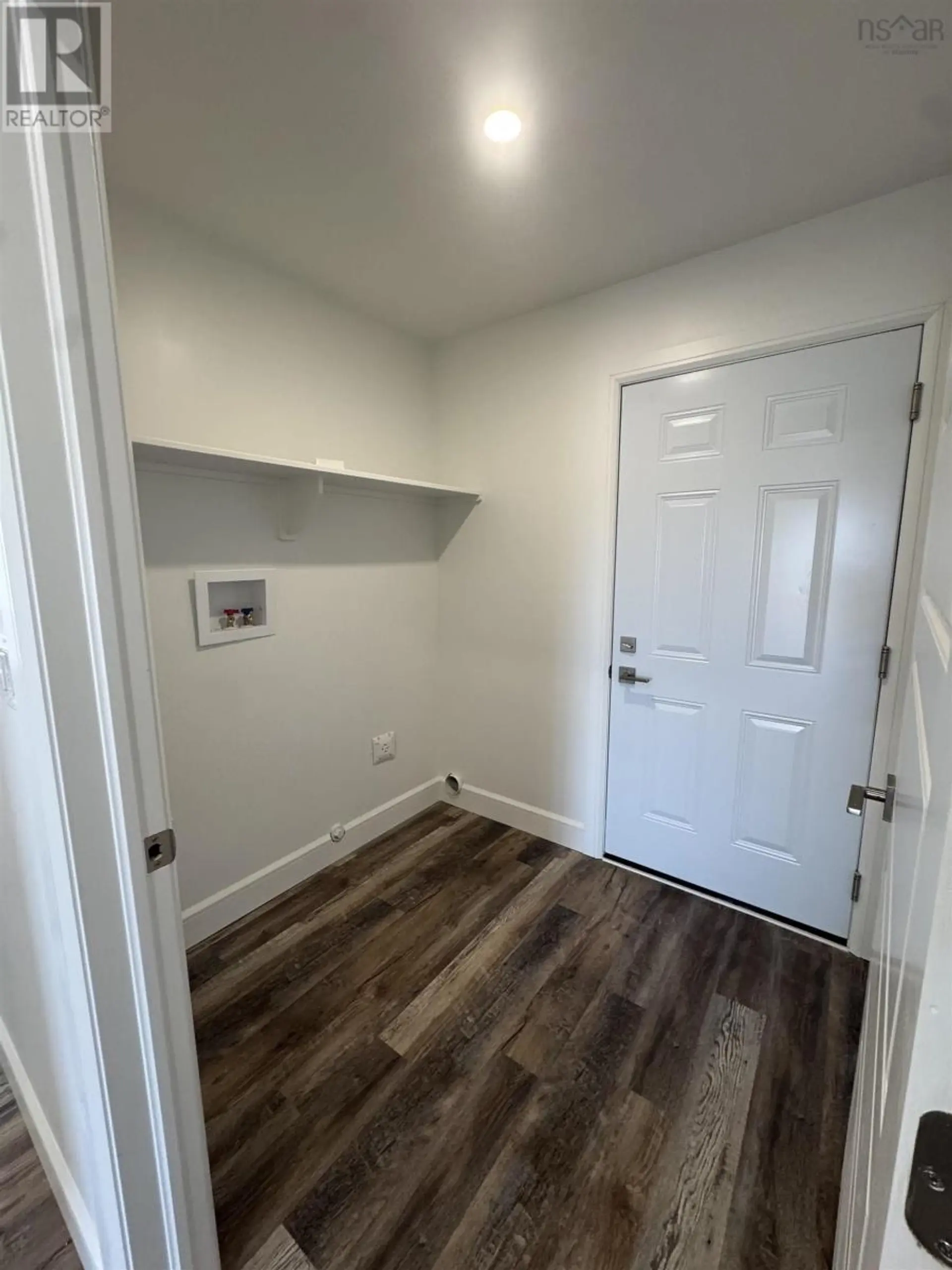 29 Community Way - Image 17