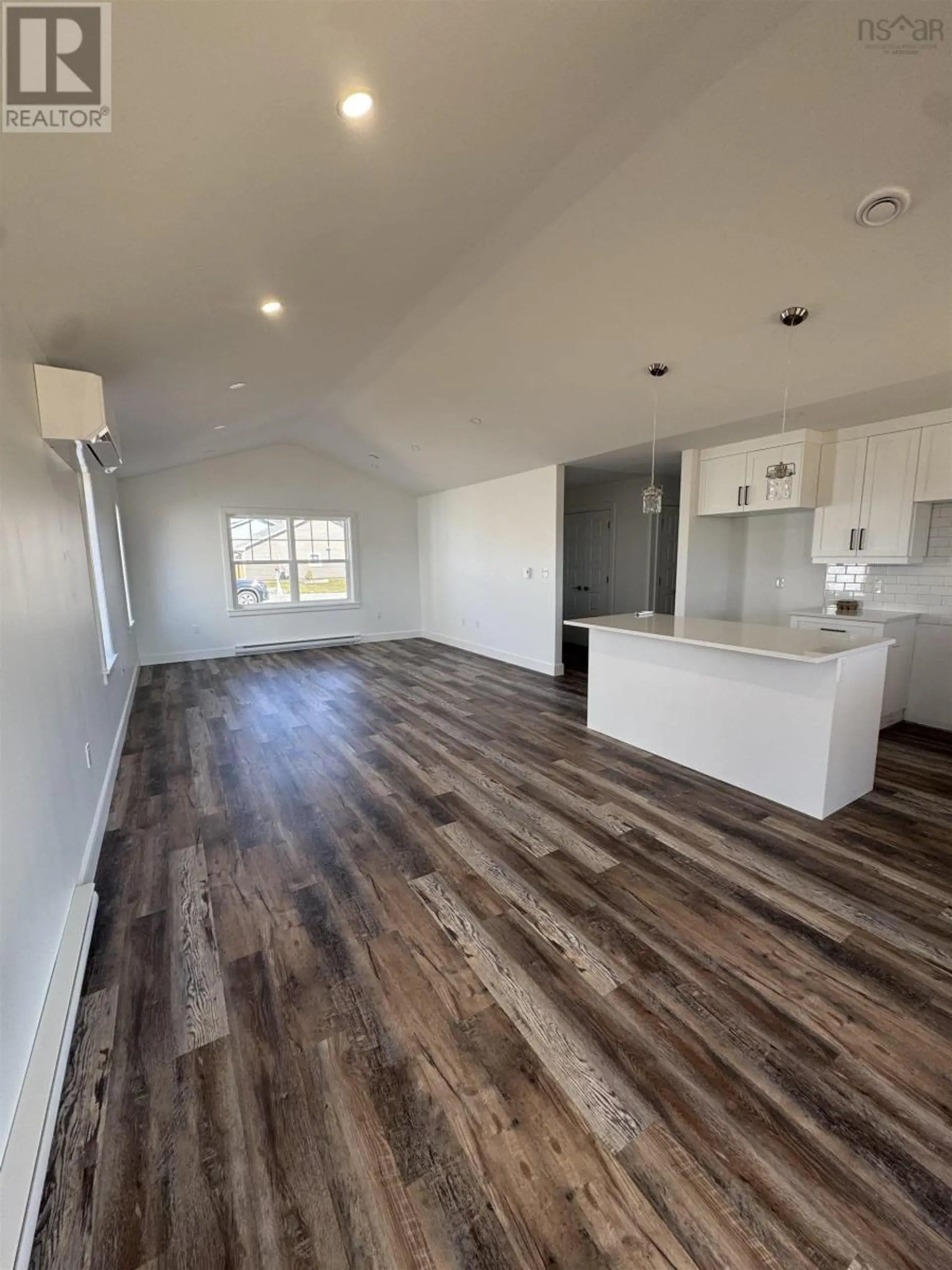 29 Community Way - Image 3