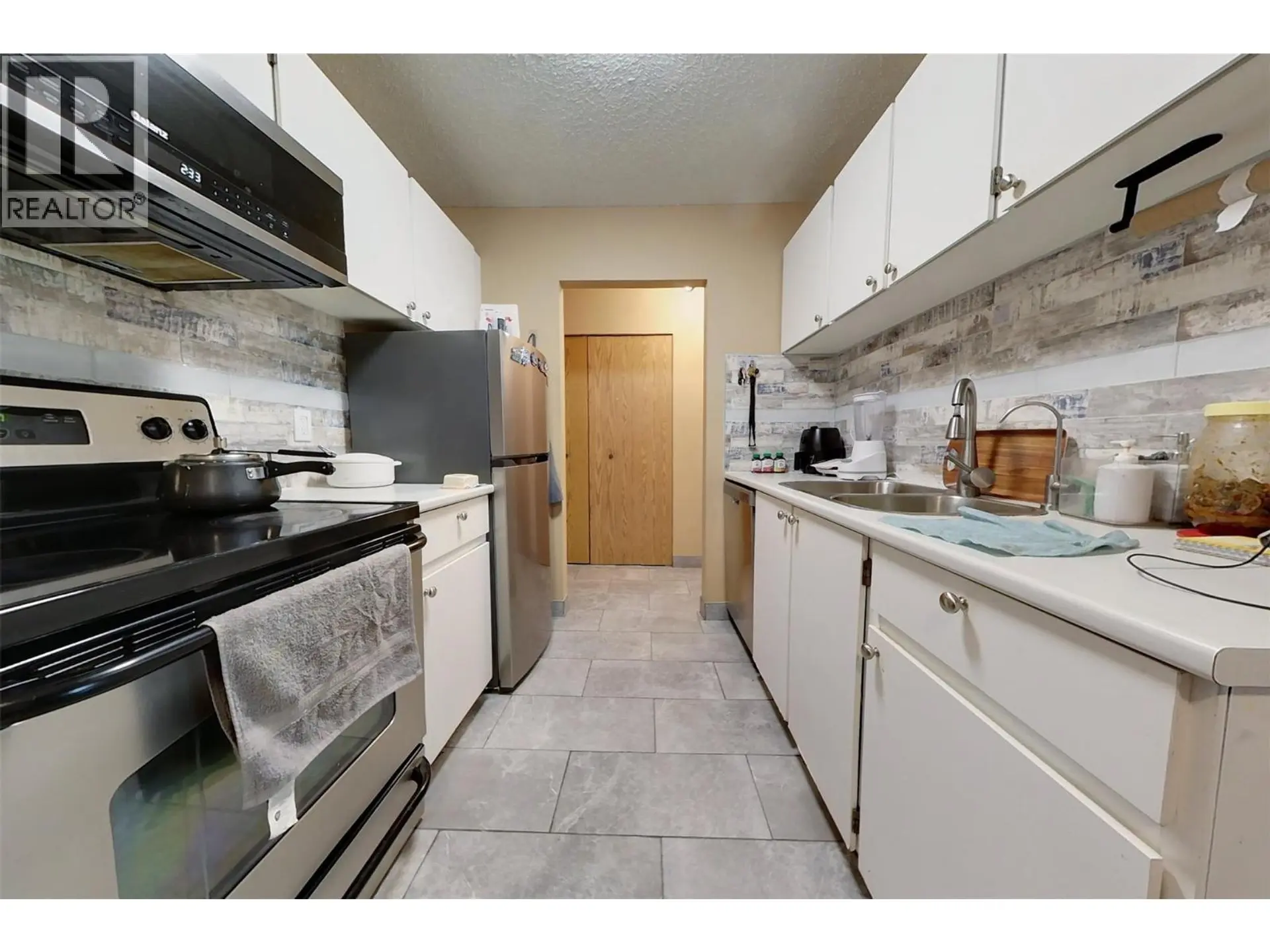 #209 1108 23RD  N Avenue - Image 2