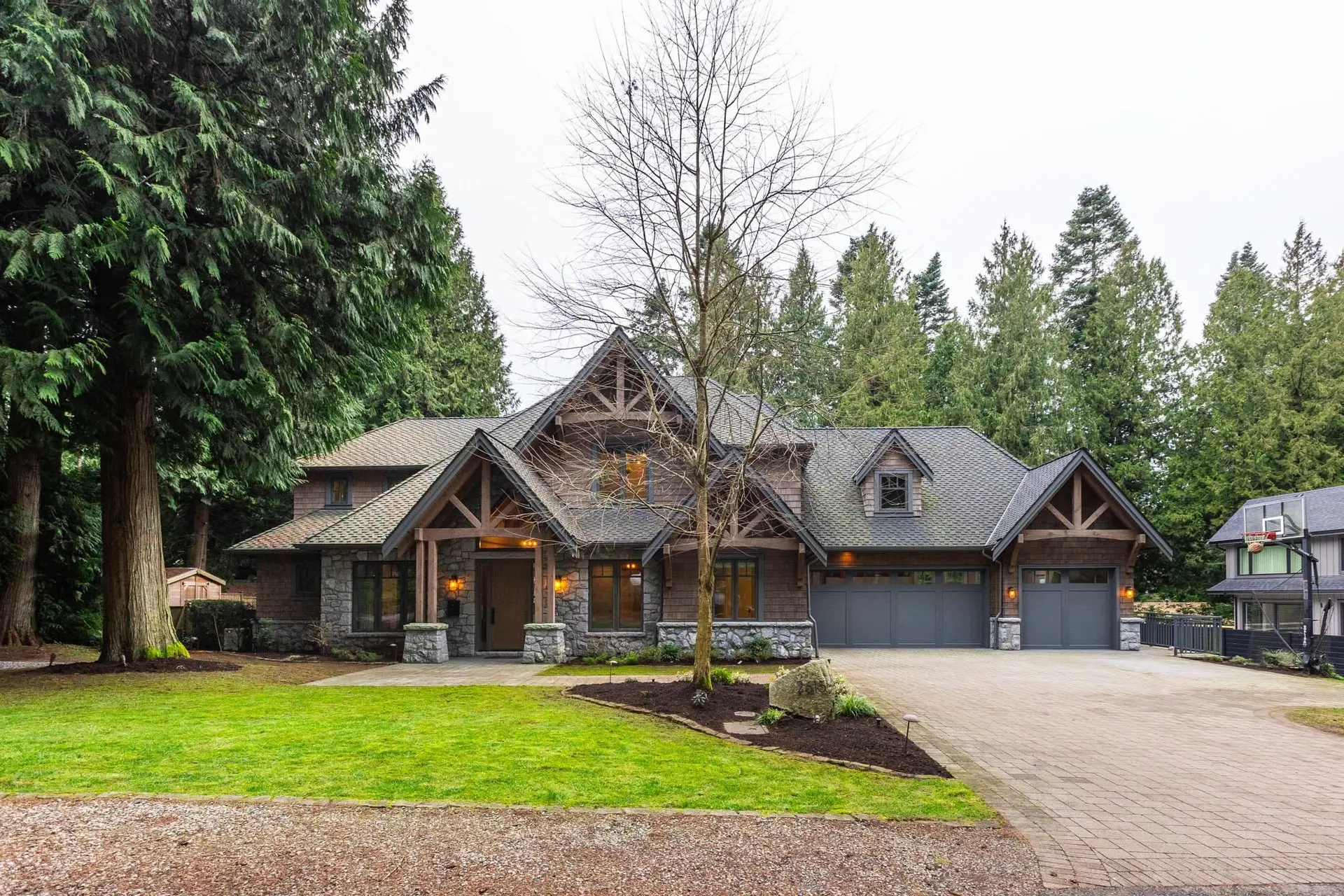 Property at 2615 Dogwood Drive, Surrey, BC