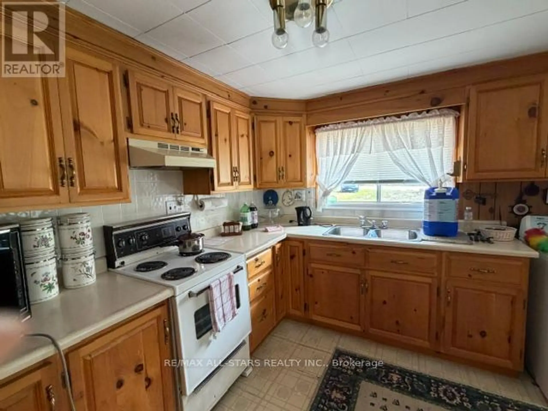 480 KENNEDY DRIVE - Image 6