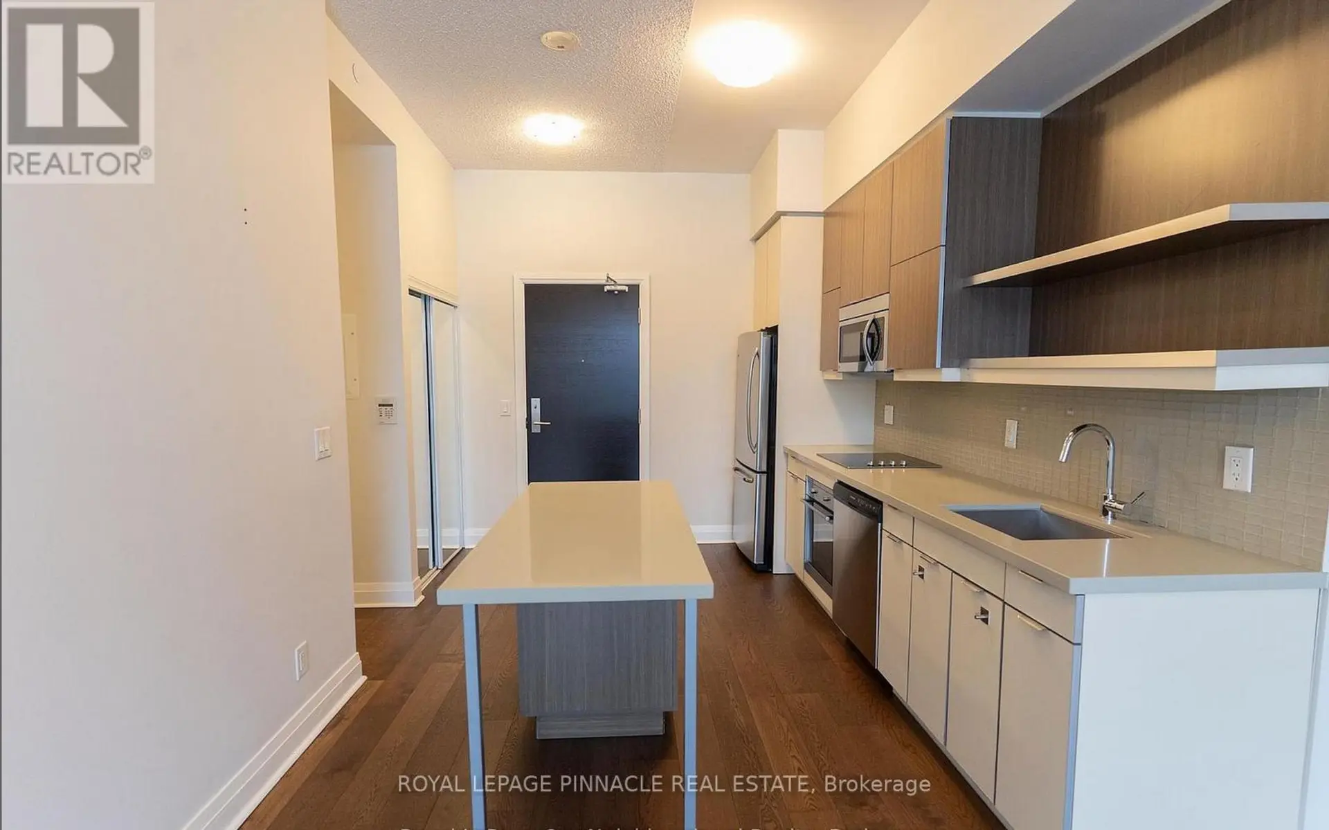#112 399 SPRING GARDEN AVENUE - Image 3